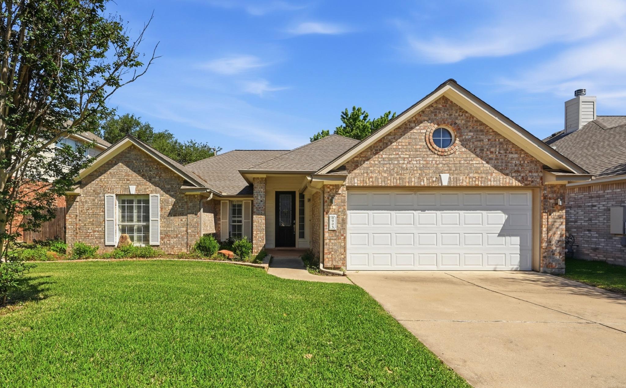 905 Hunters Creek Dr, Cedar Park, TX 78613