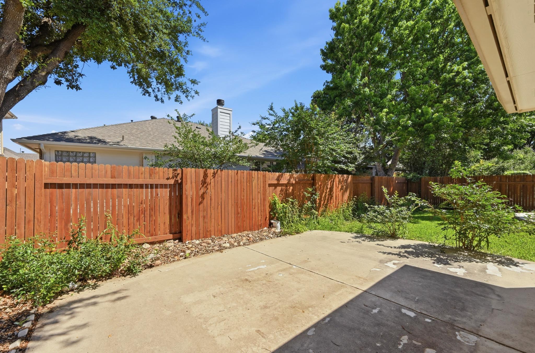 905 Hunters Creek Dr, Cedar Park, TX 78613