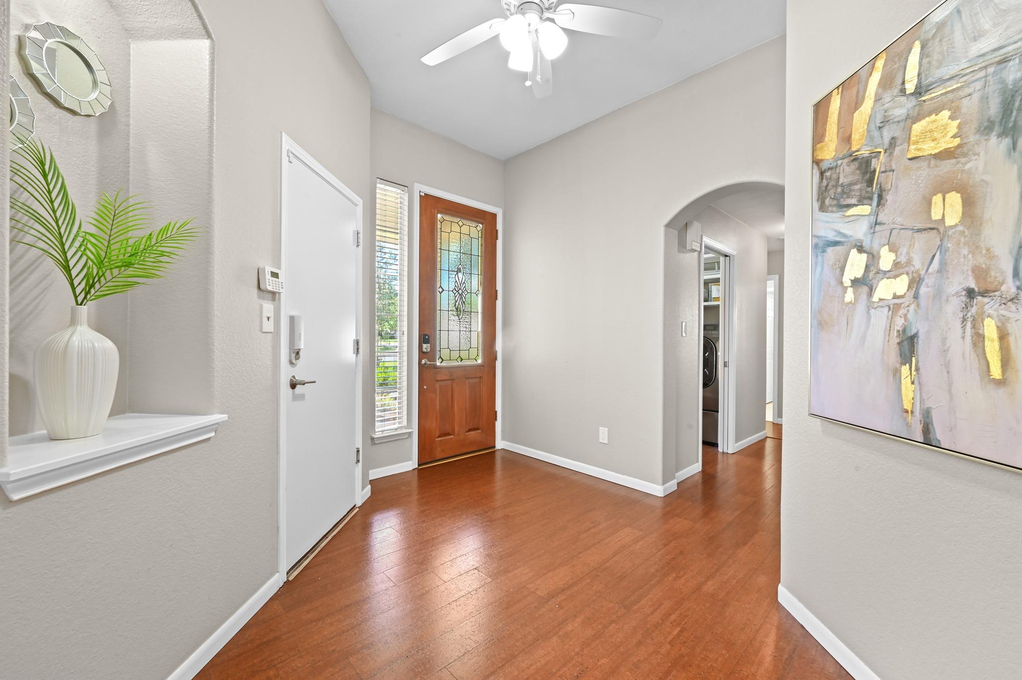 905 Hunters Creek Dr, Cedar Park, TX 78613