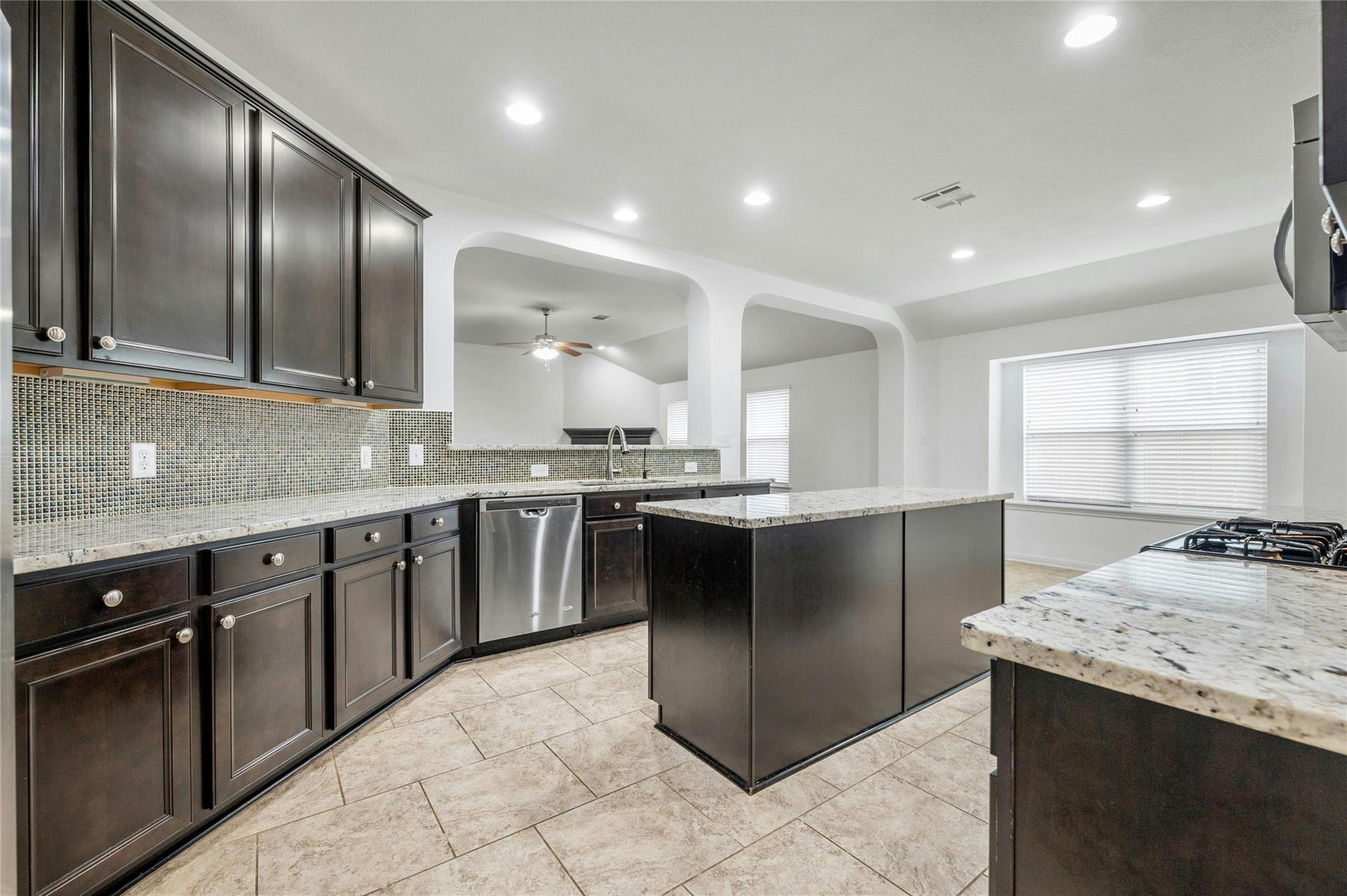 5916 Gunnison Turn Cv, Austin, TX 78738