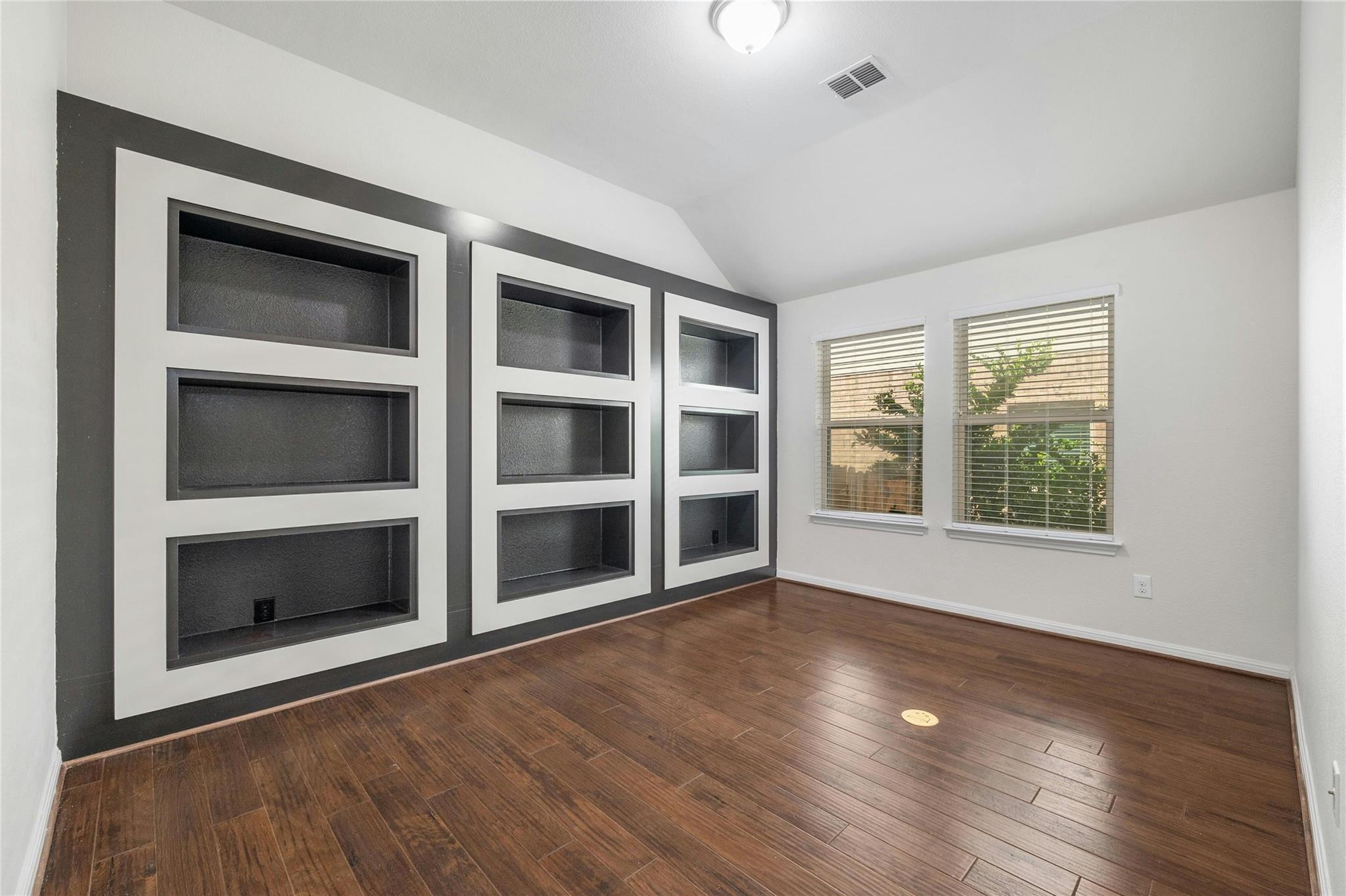 5916 Gunnison Turn Cv, Austin, TX 78738
