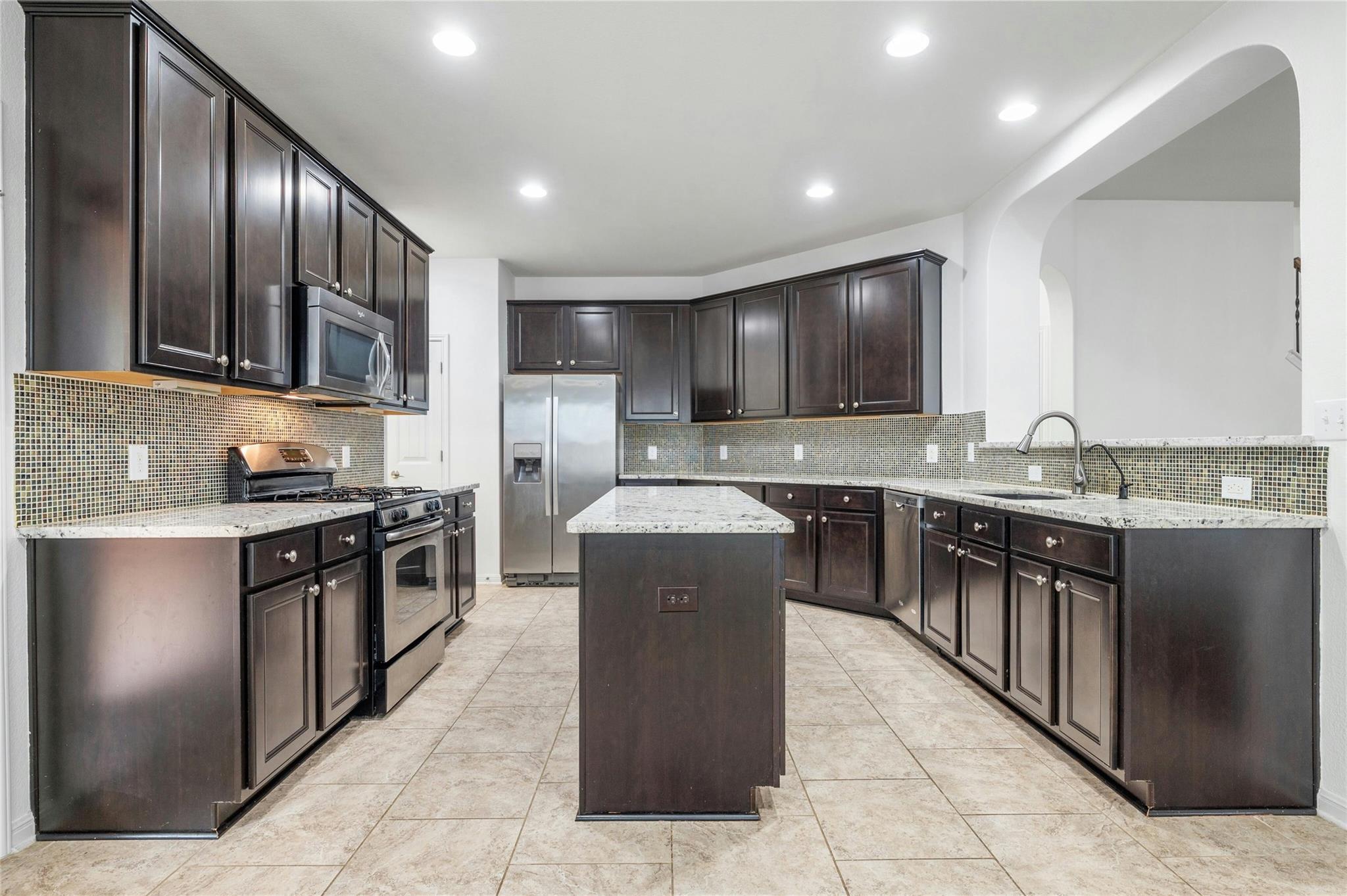 5916 Gunnison Turn Cv, Austin, TX 78738