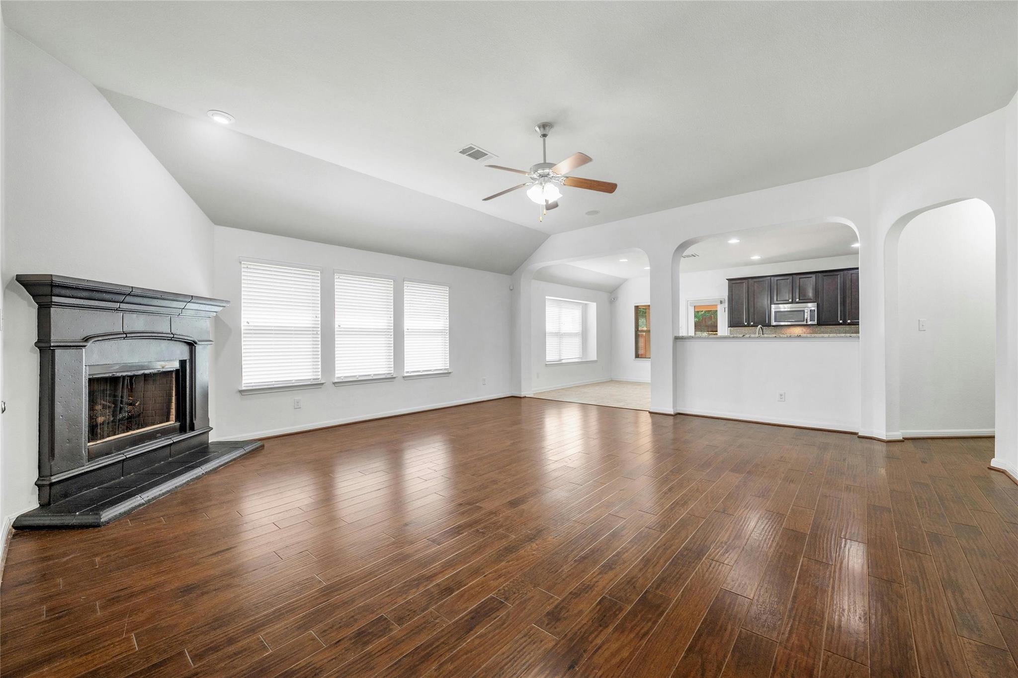 5916 Gunnison Turn Cv, Austin, TX 78738