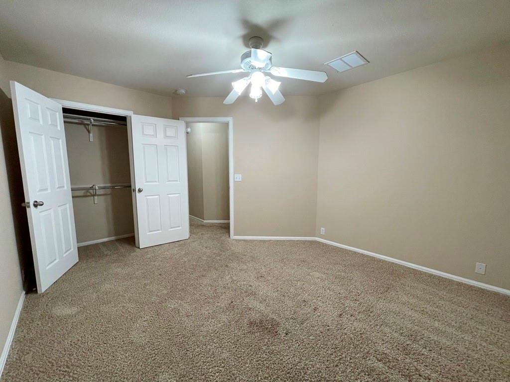 376 Spruce Dr, Kyle, TX 78640