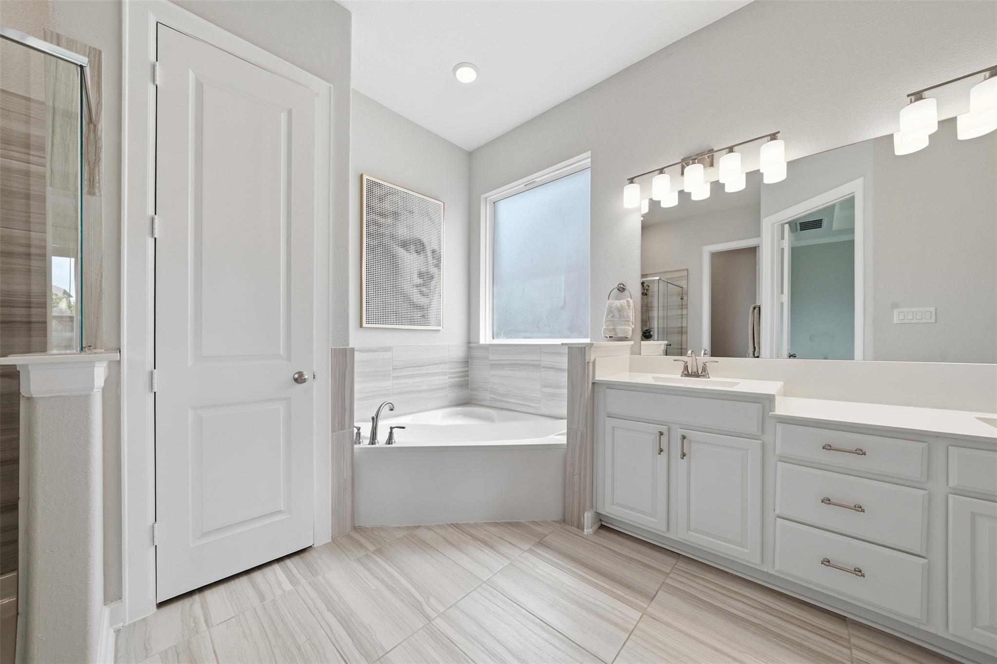 594 Baretta Loop, Buda, TX 78610