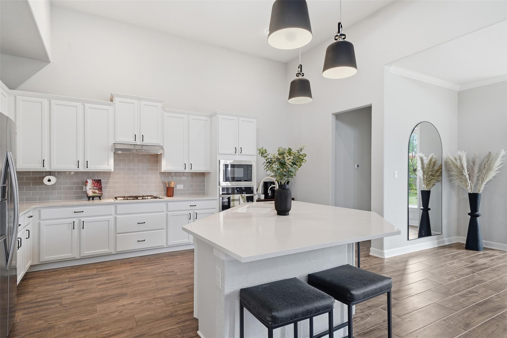 594 Baretta Loop, Buda, TX 78610