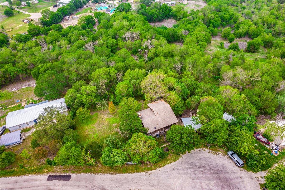 921 Peggys Cv, Kyle, TX 78640