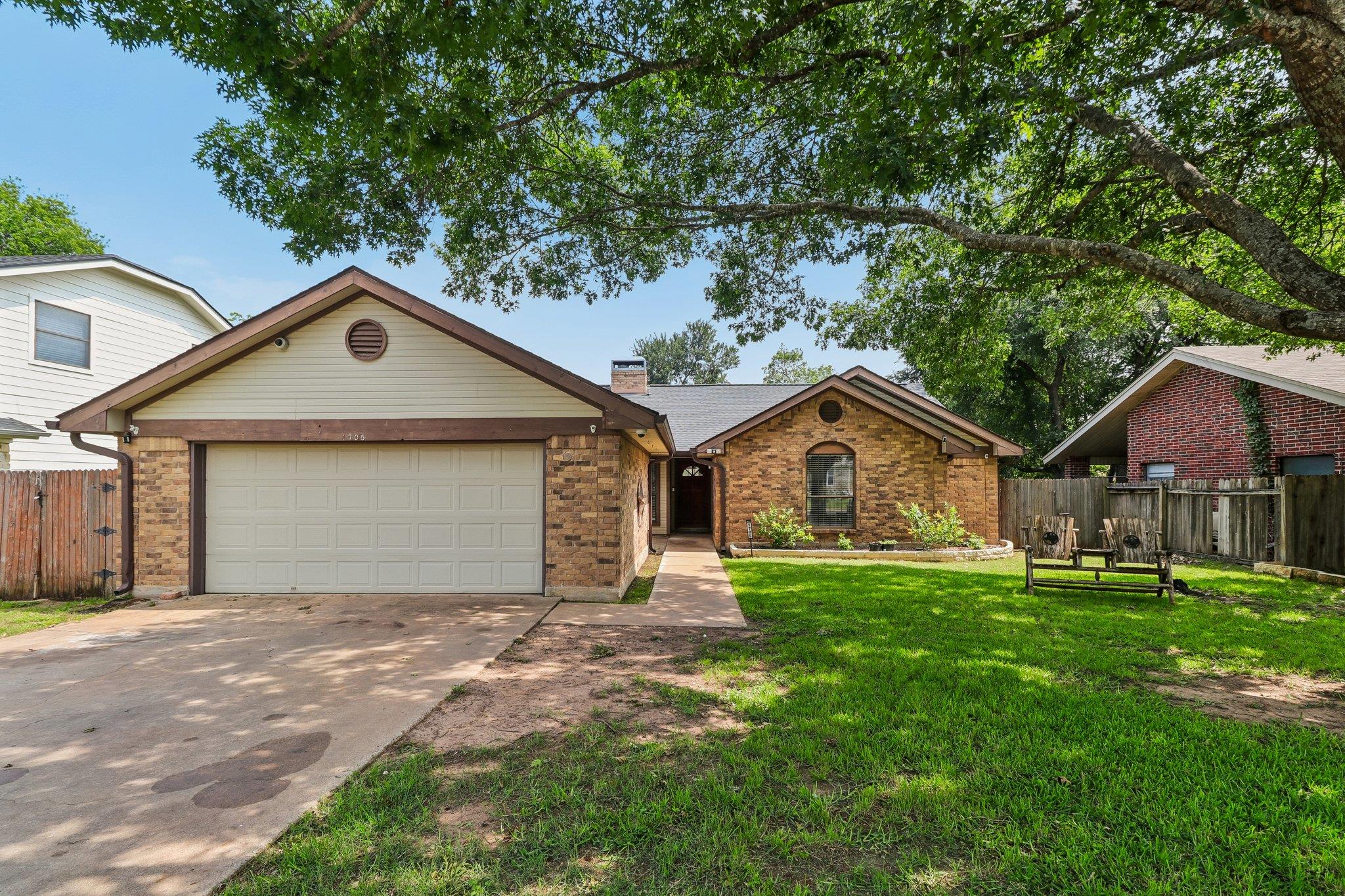 1705 Creek Bend Cir, Round Rock, TX 78681