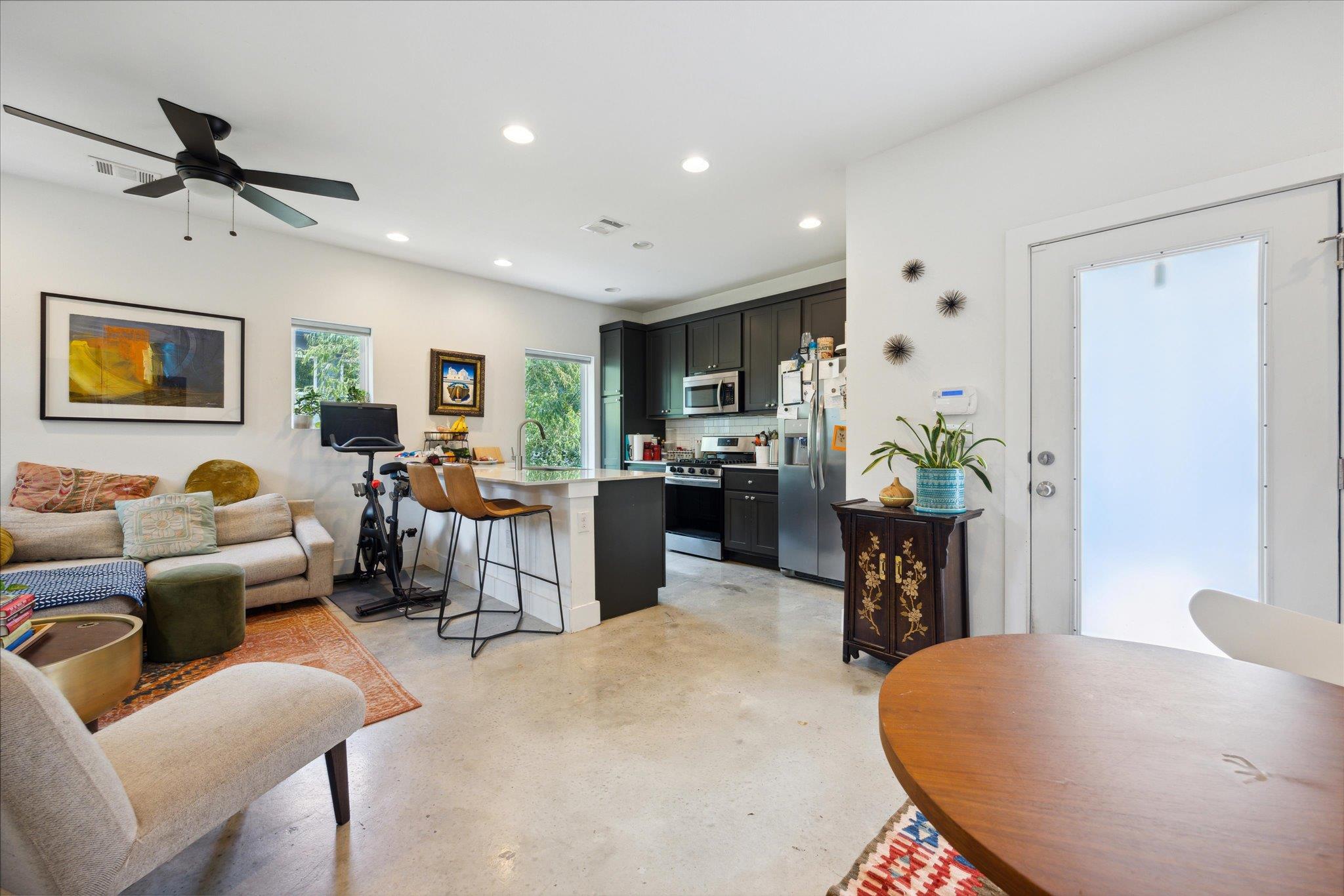 5006 Baker St # B, Austin, TX 78721