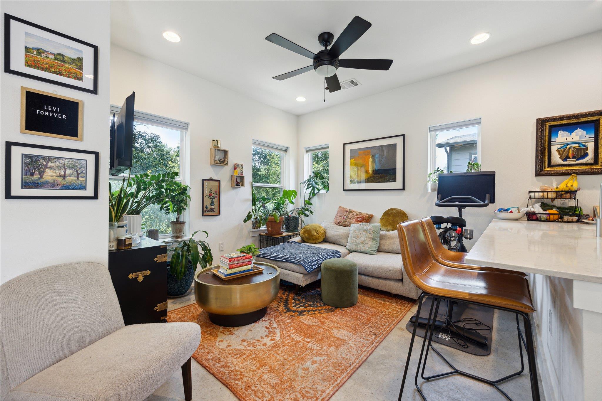 5006 Baker St # B, Austin, TX 78721