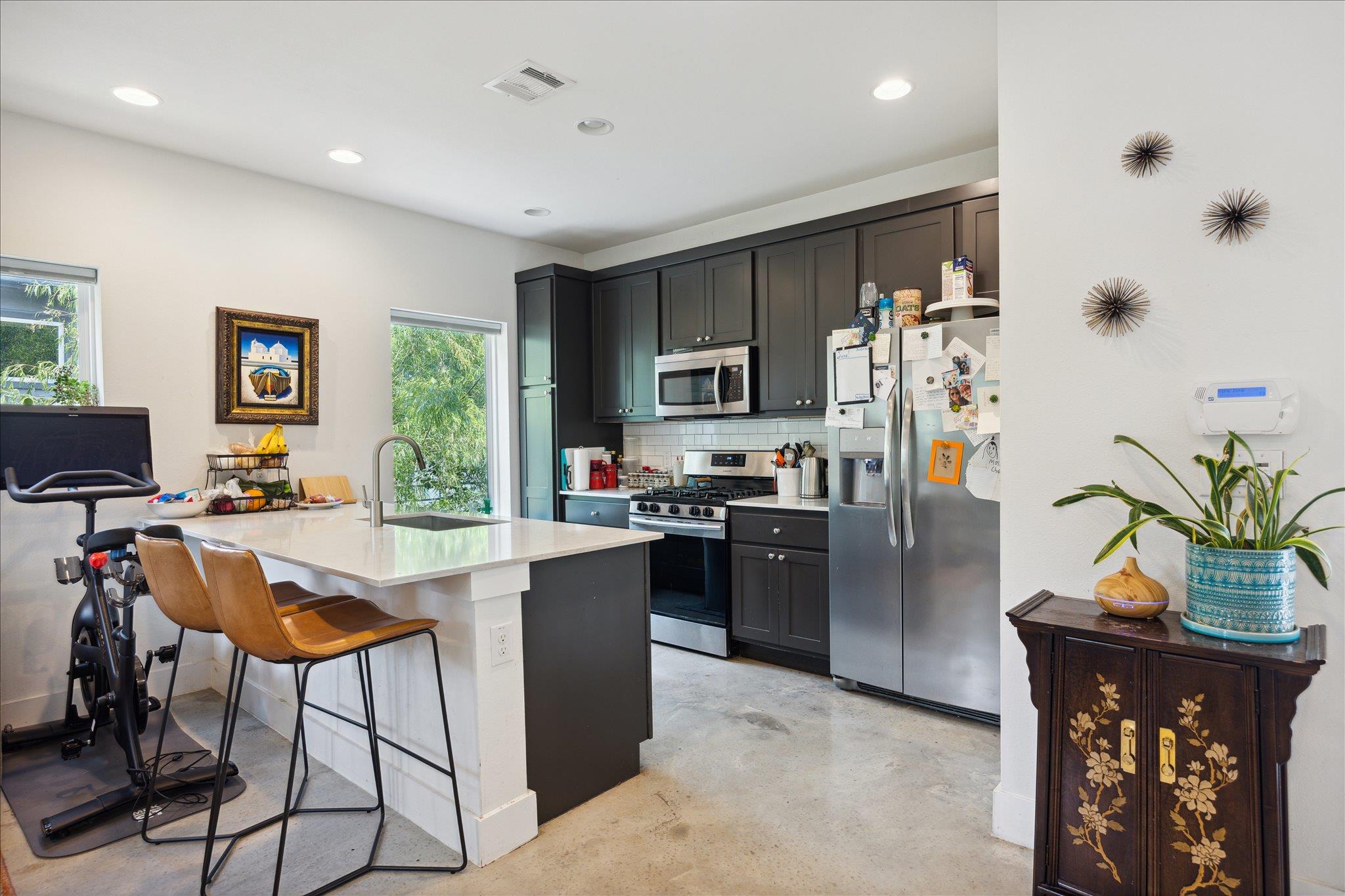 5006 Baker St # B, Austin, TX 78721