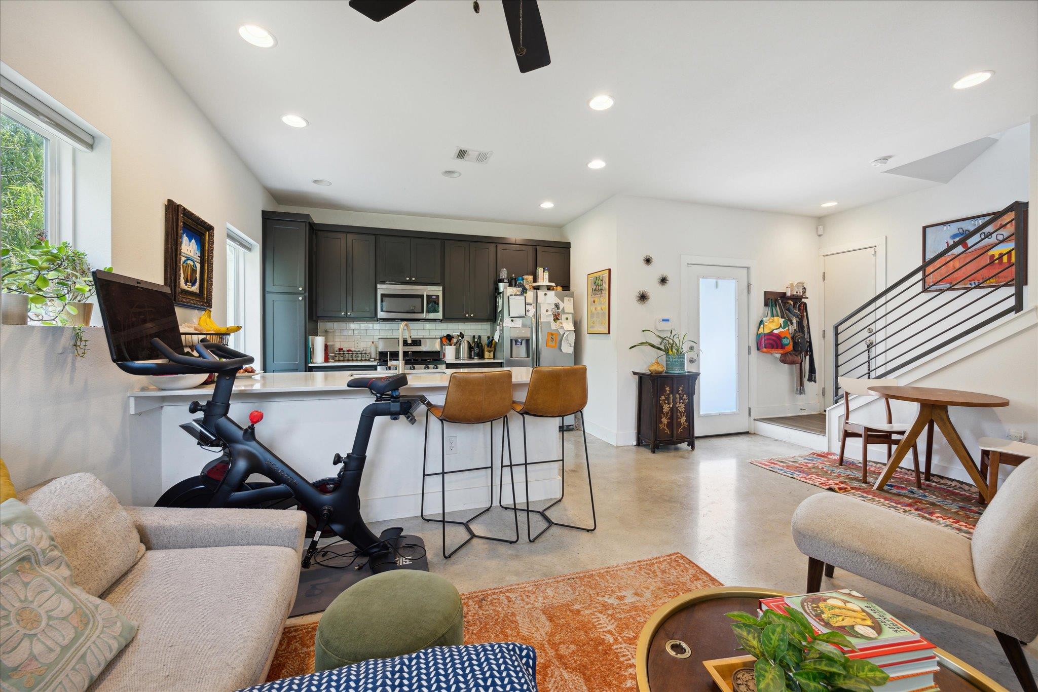 5006 Baker St # B, Austin, TX 78721