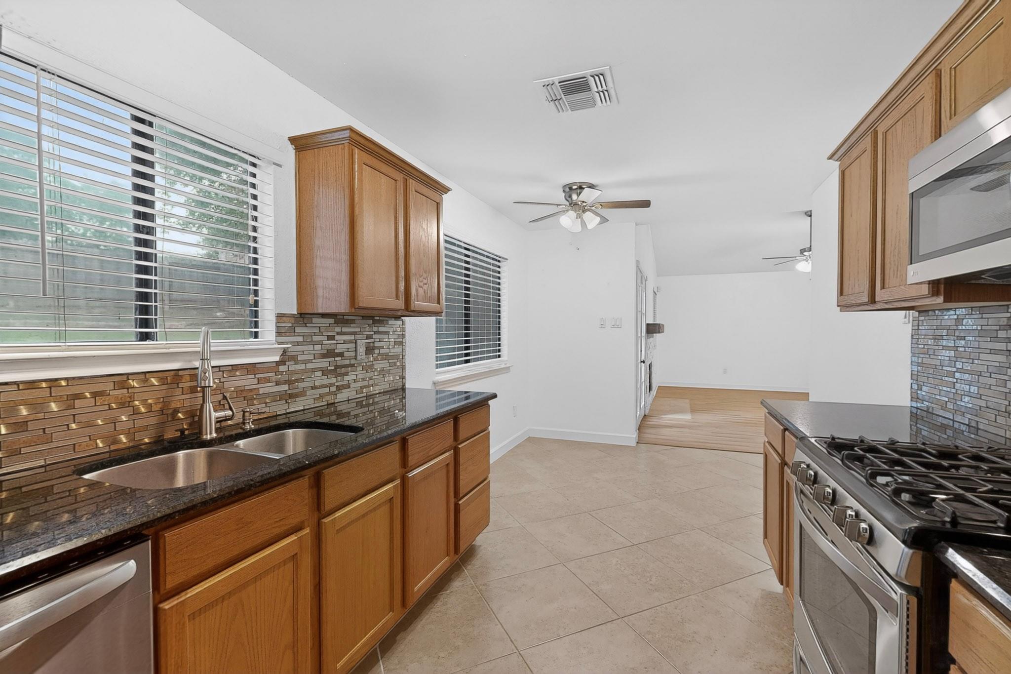 12018 Rotherham Dr, Austin, TX 78753