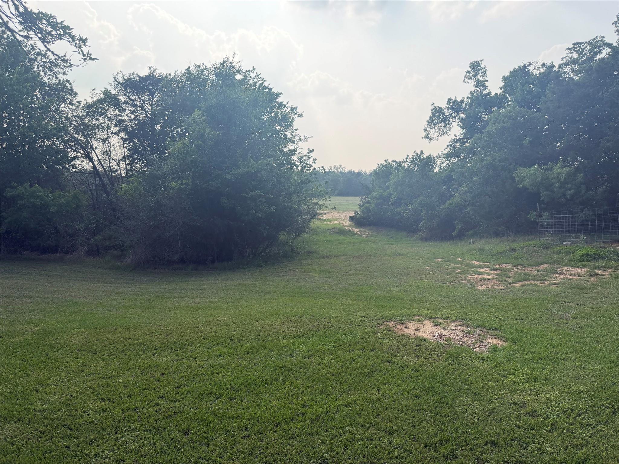 1766 Fm 2104, Paige, TX 78659