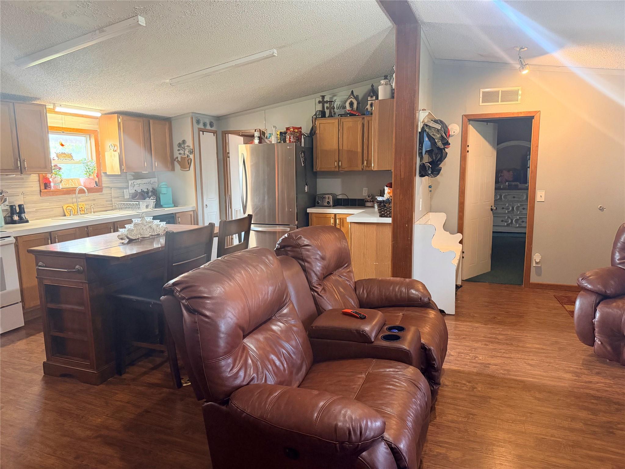 1766 Fm 2104, Paige, TX 78659