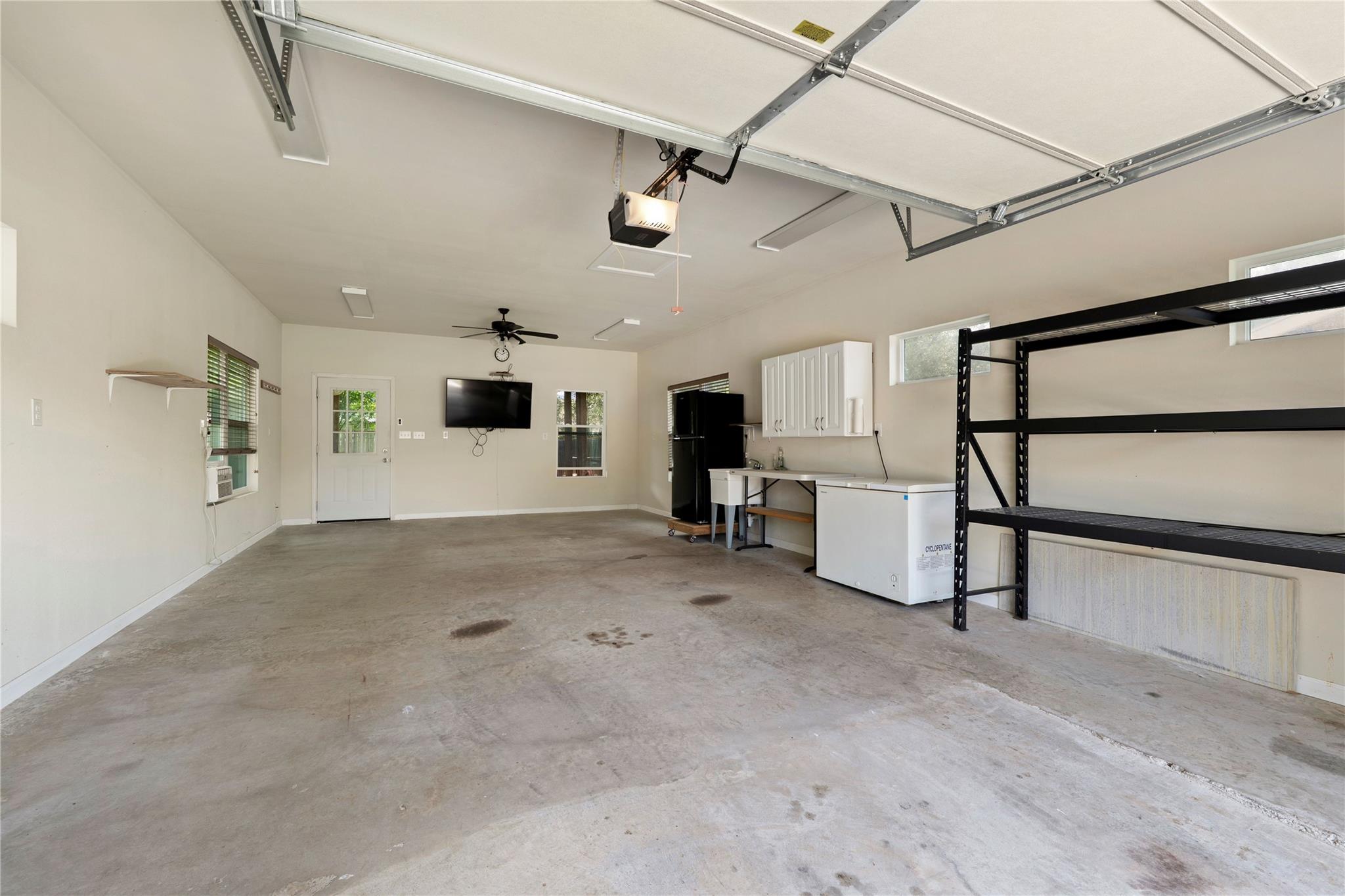 3805 Carmel Dr, Round Rock, TX 78681