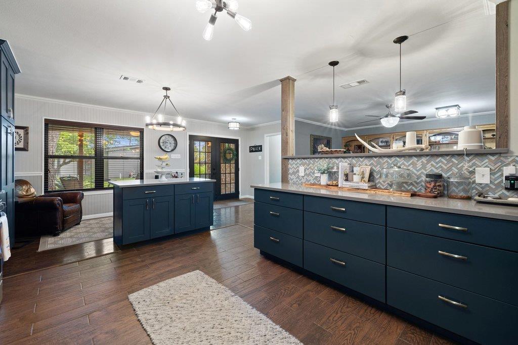 302 Schramm Rd, Granger, TX 76530