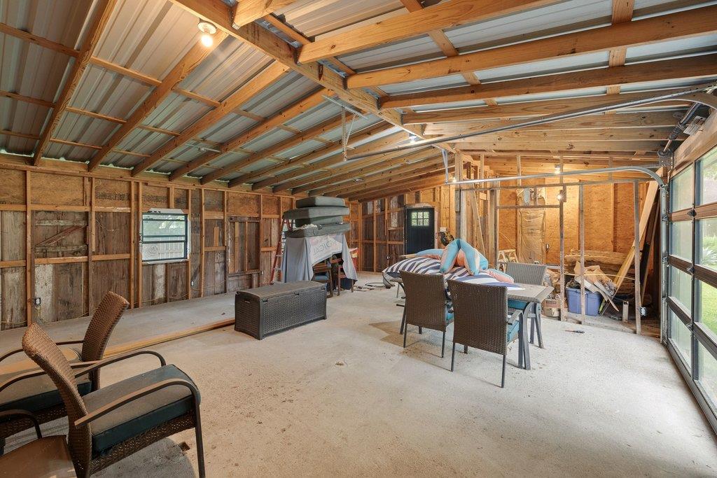 302 Schramm Rd, Granger, TX 76530