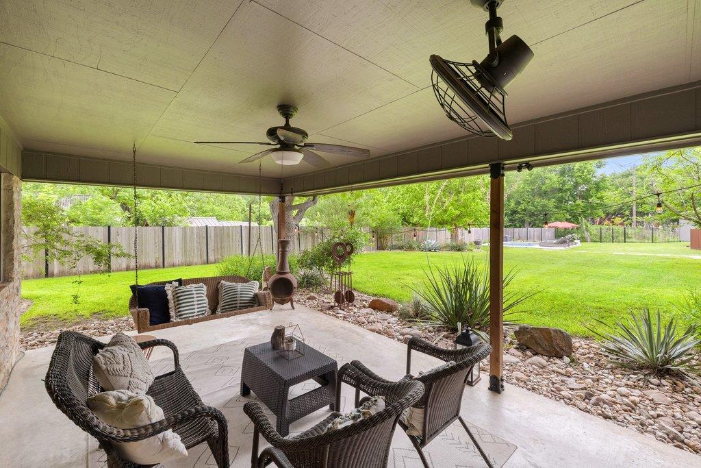 302 Schramm Rd, Granger, TX 76530