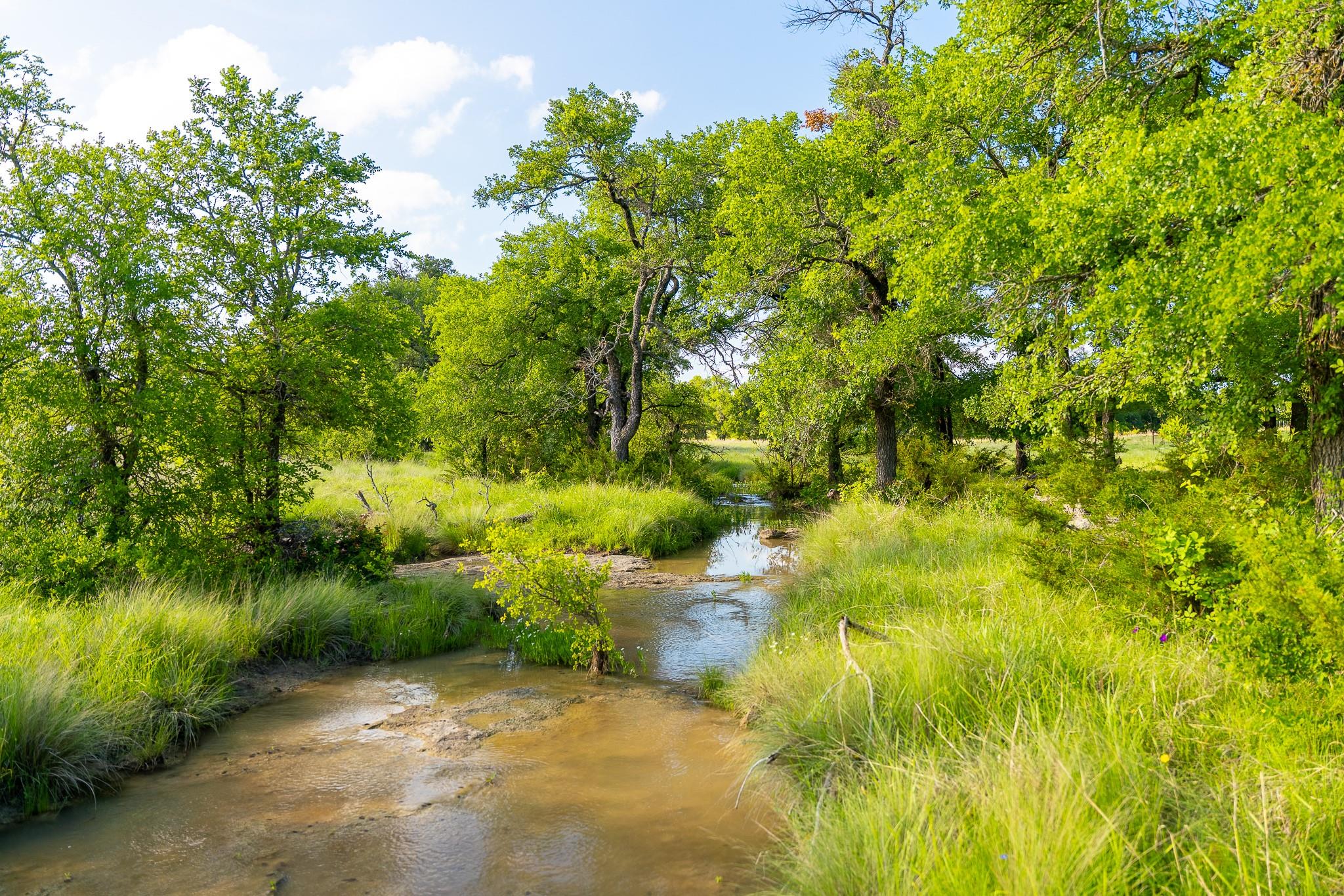 5950 Moccasin Bend Rd, Gatesville, TX 76528