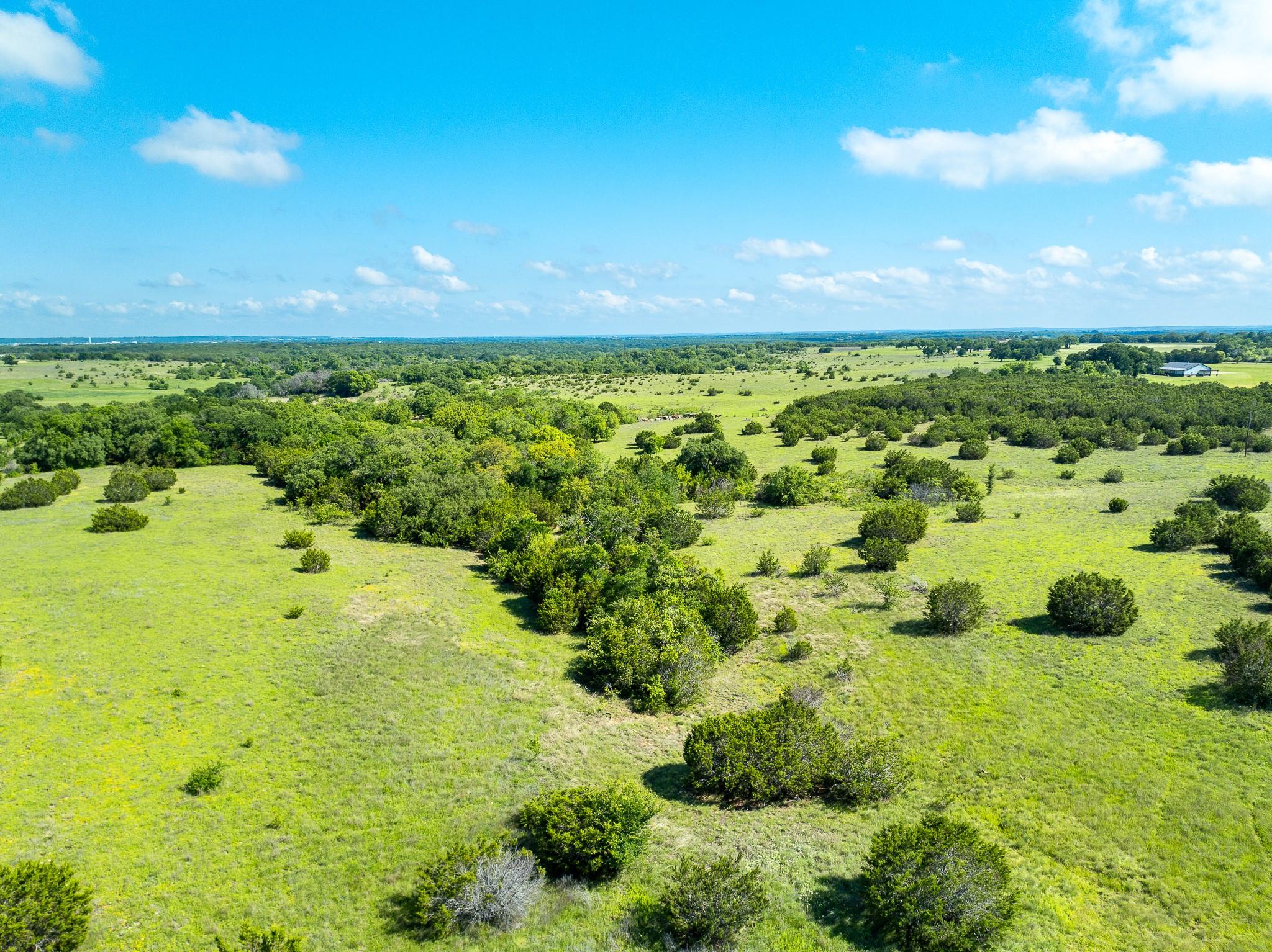5950 Moccasin Bend Rd, Gatesville, TX 76528