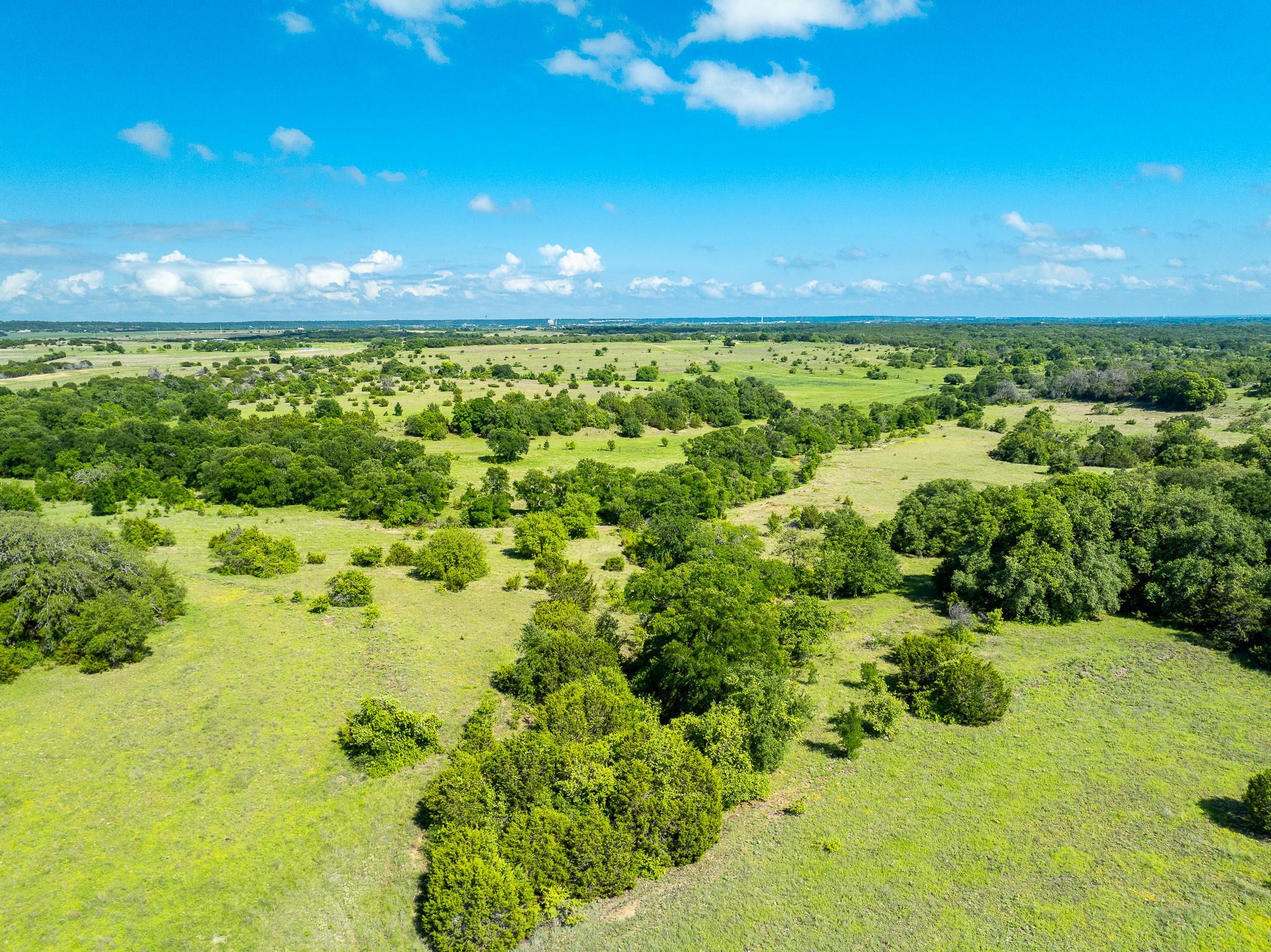 5950 Moccasin Bend Rd, Gatesville, TX 76528