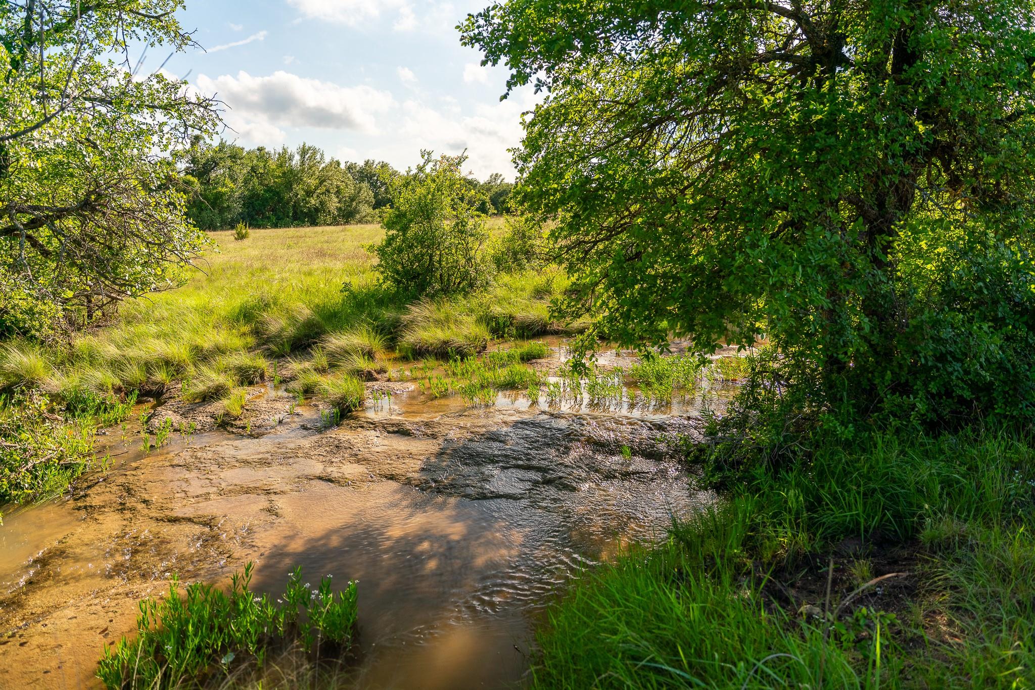 5950 Moccasin Bend Rd, Gatesville, TX 76528