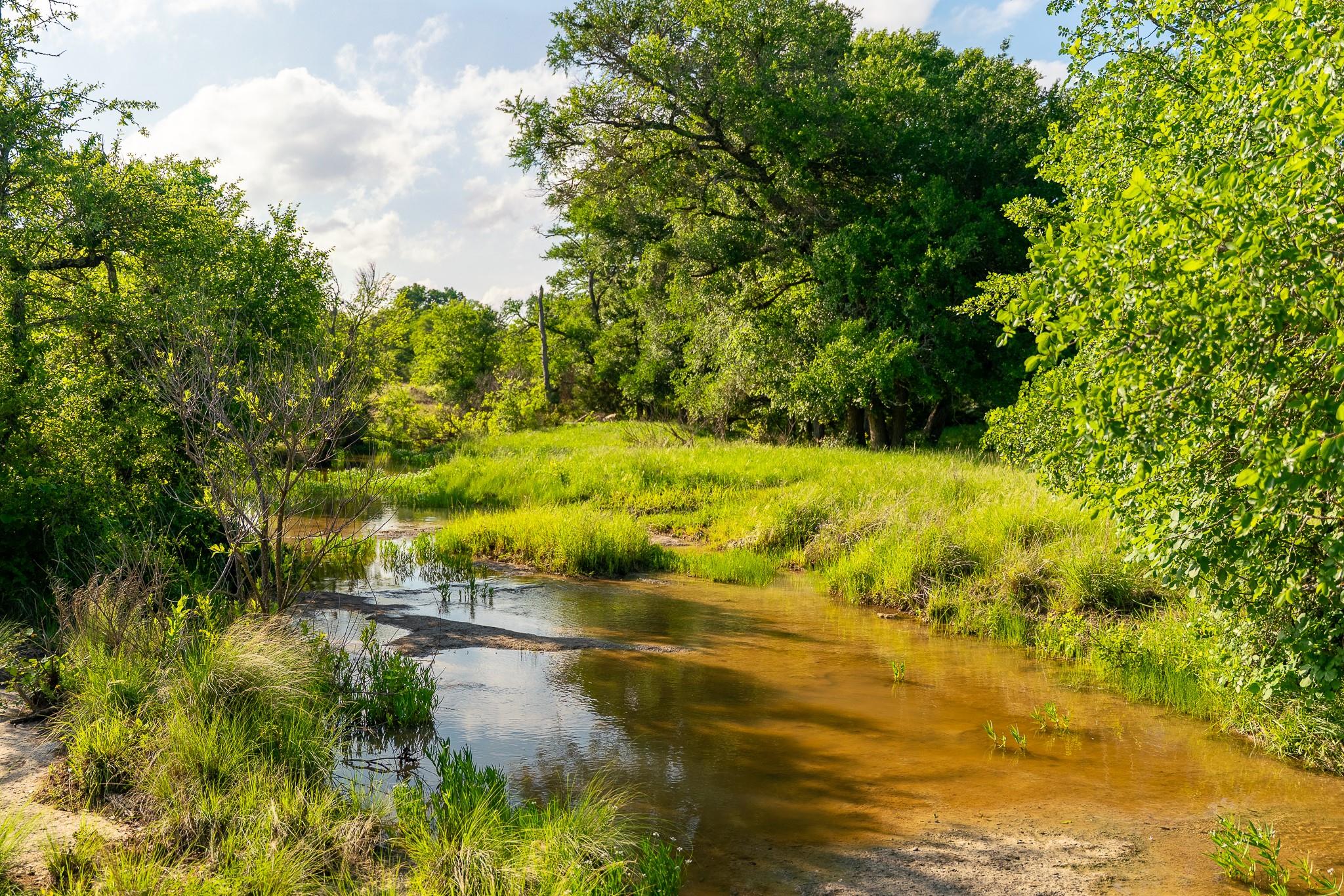 5950 Moccasin Bend Rd, Gatesville, TX 76528