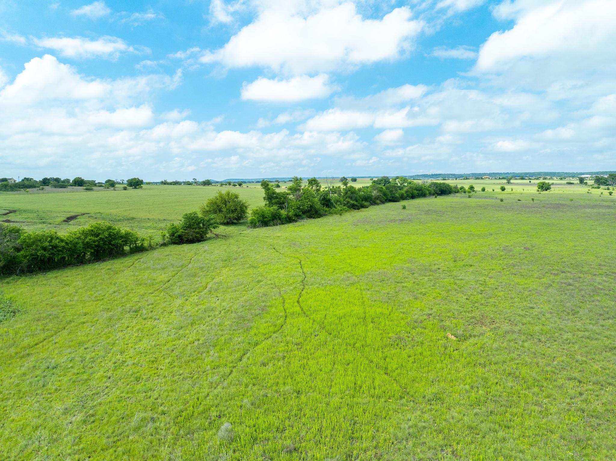 5950 Moccasin Bend Rd, Gatesville, TX 76528