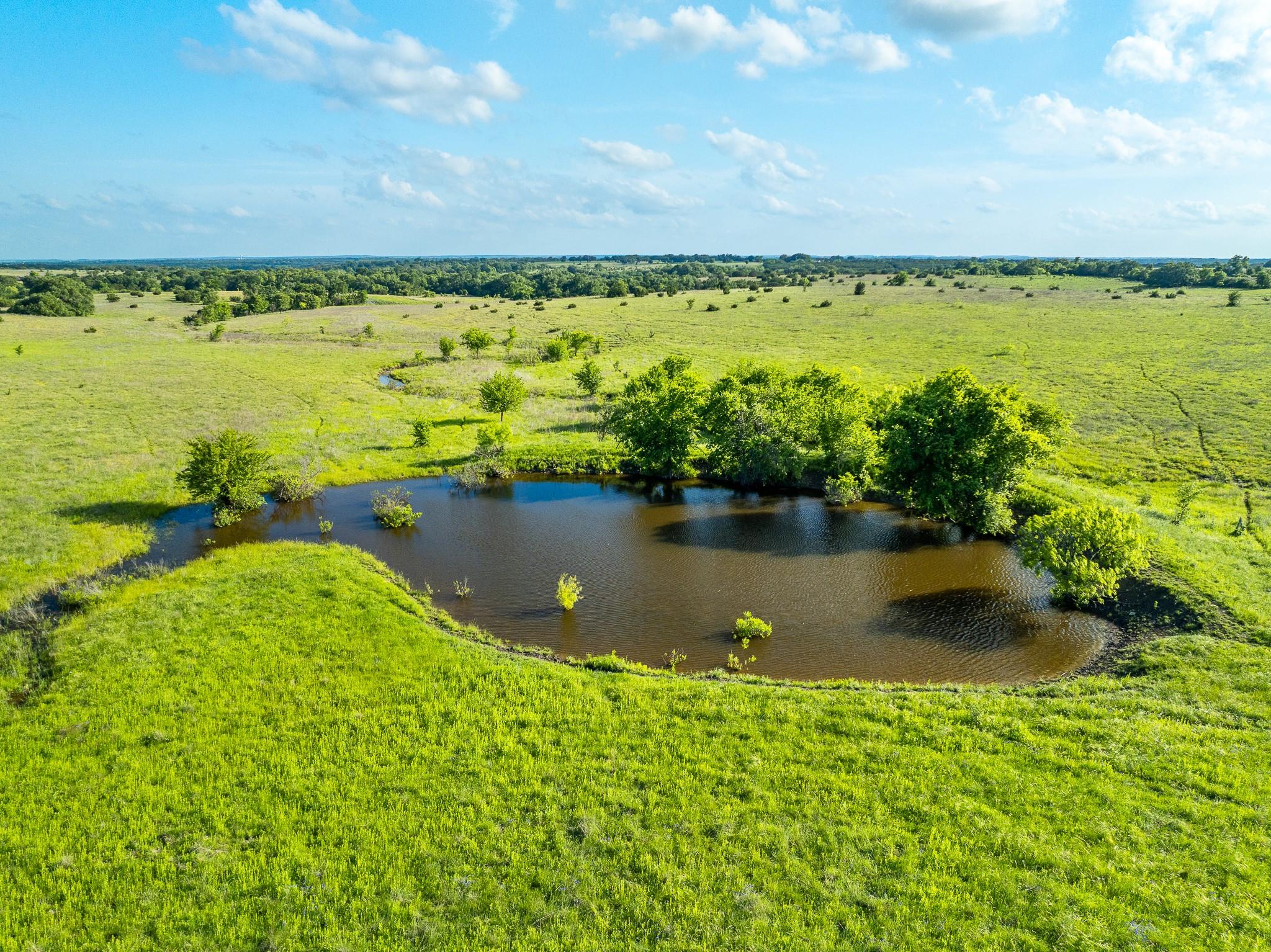5950 Moccasin Bend Rd, Gatesville, TX 76528