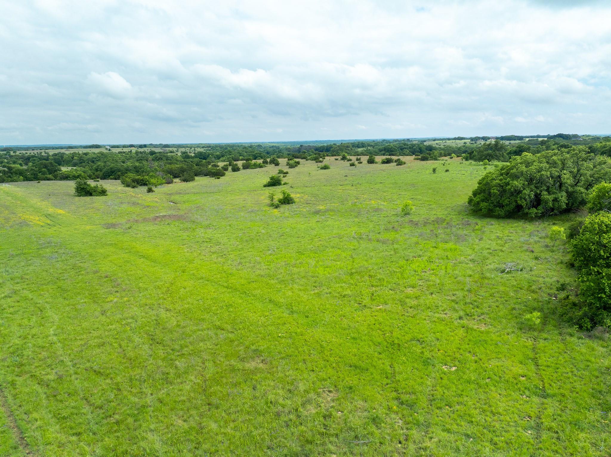 5950 Moccasin Bend Rd, Gatesville, TX 76528