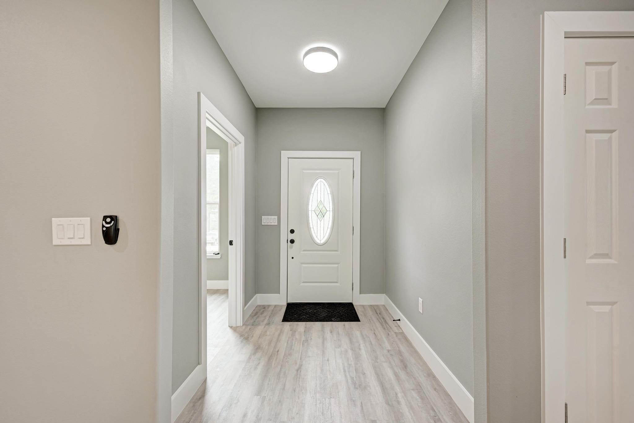 125 Comanche Dr, Paige, TX 78659