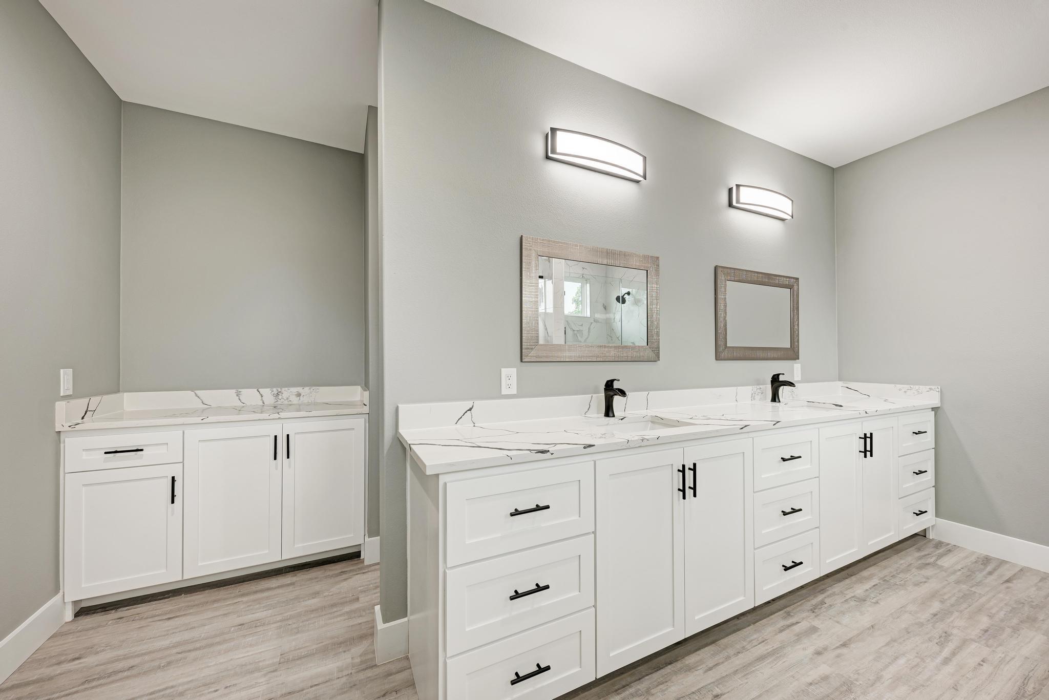 125 Comanche Dr, Paige, TX 78659