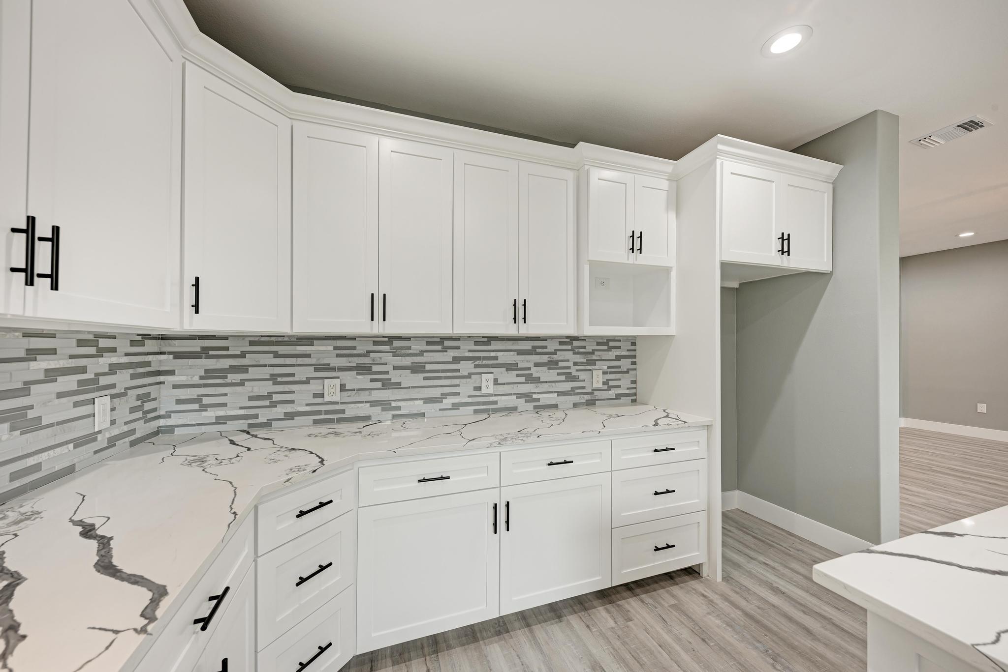 125 Comanche Dr, Paige, TX 78659