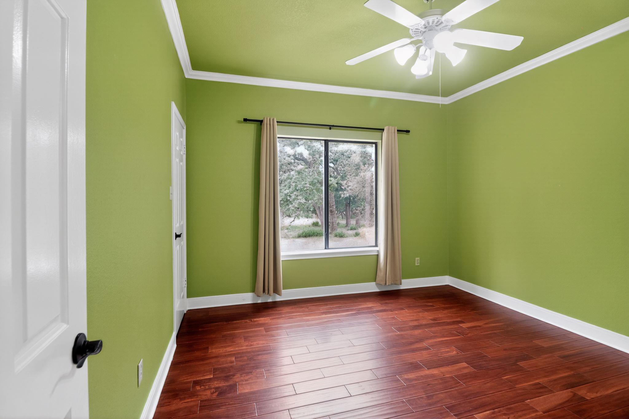 128 Mockingbird Ln, Georgetown, TX 78633