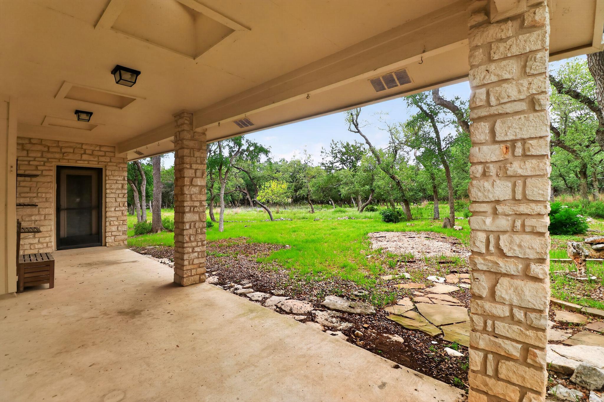 128 Mockingbird Ln, Georgetown, TX 78633