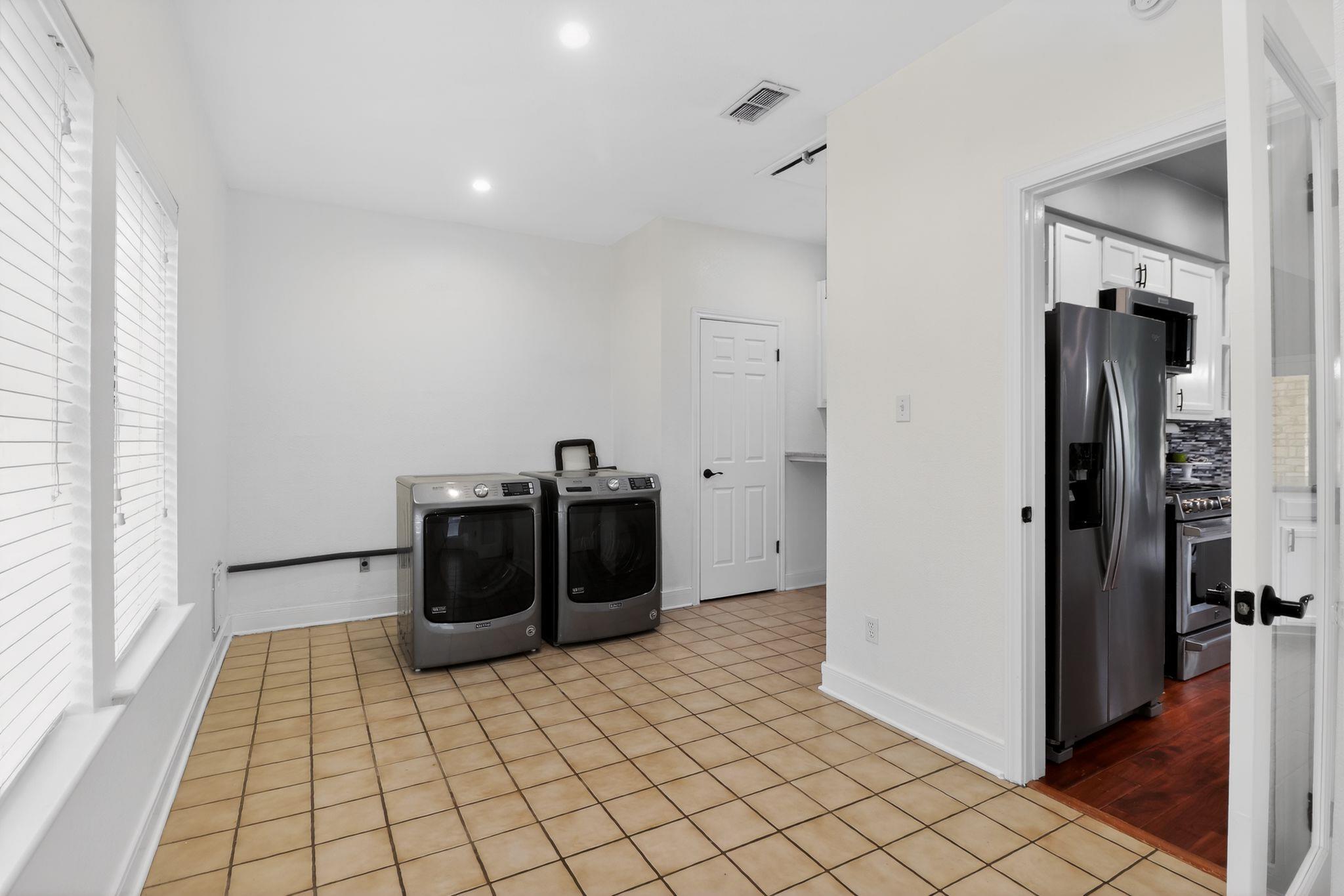 128 Mockingbird Ln, Georgetown, TX 78633