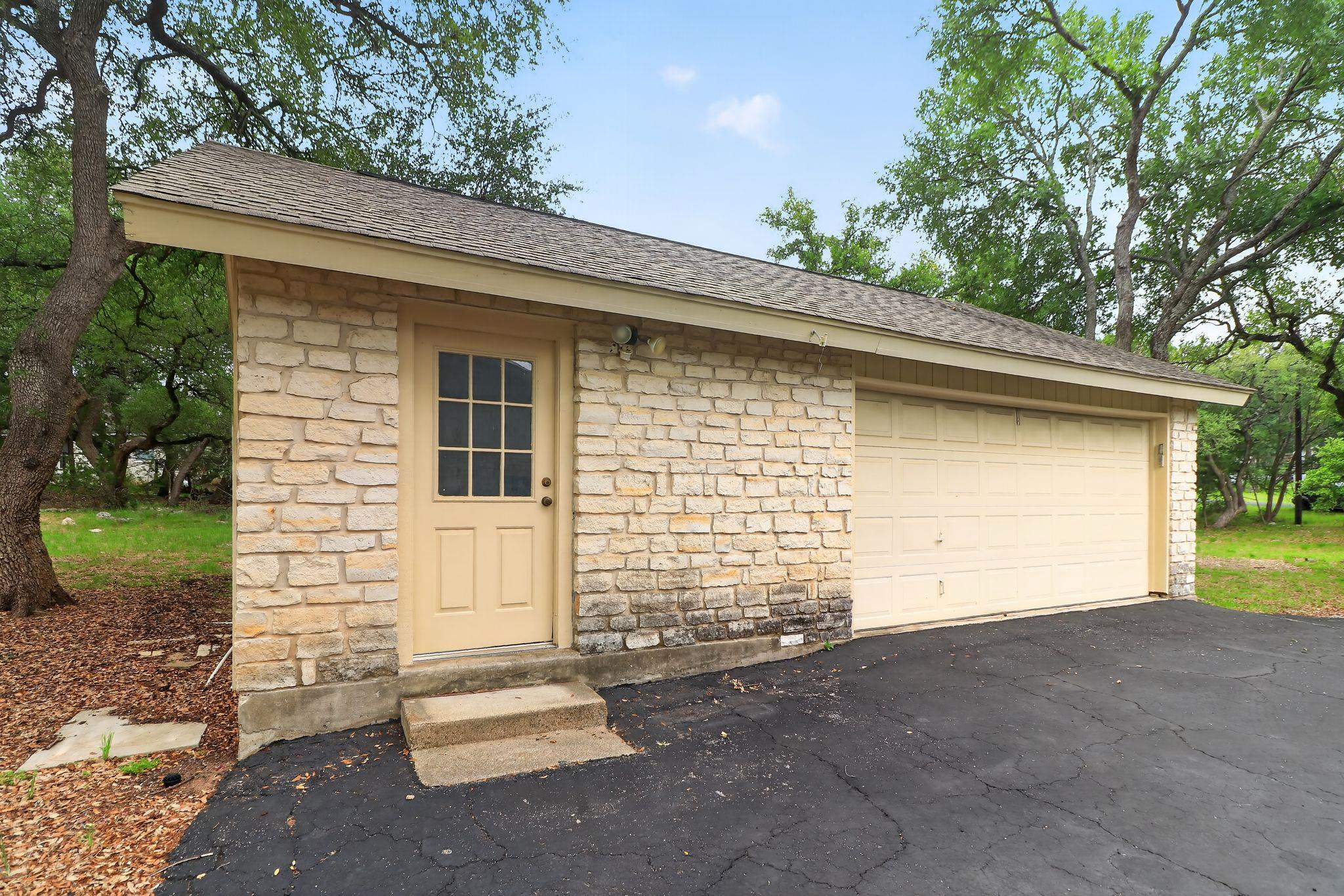 128 Mockingbird Ln, Georgetown, TX 78633