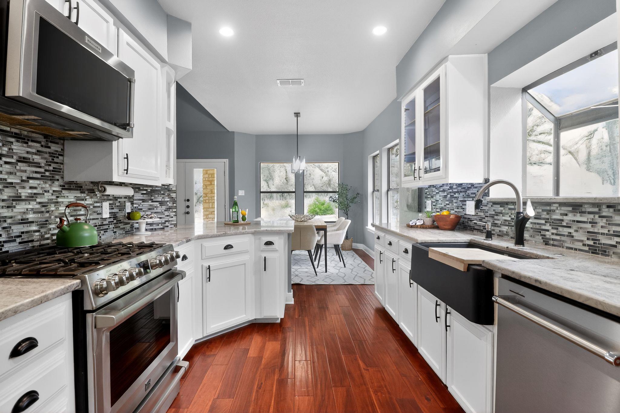 128 Mockingbird Ln, Georgetown, TX 78633