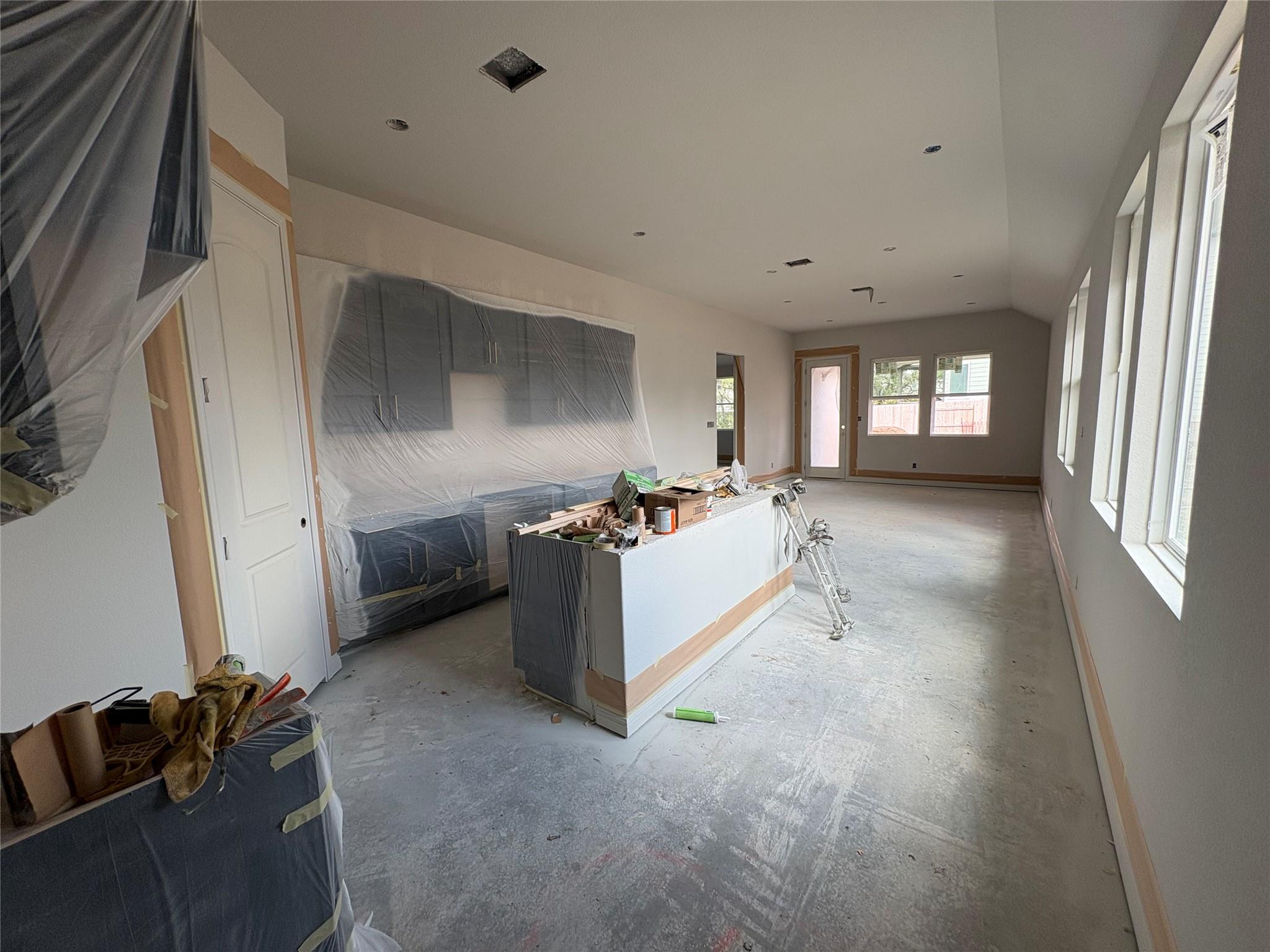 181 Ranier Way, Dripping Springs, TX 78620