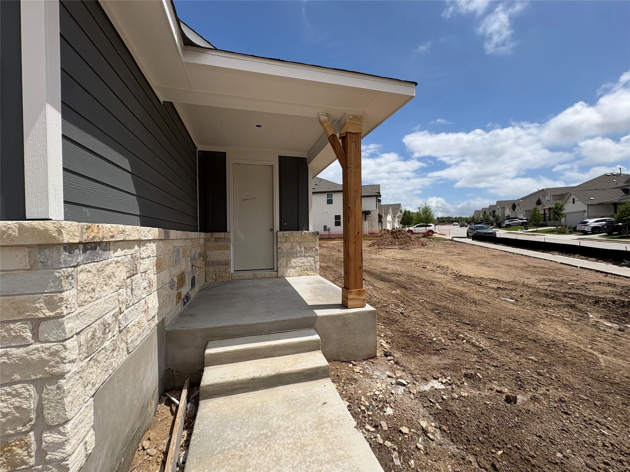 181 Ranier Way, Dripping Springs, TX 78620