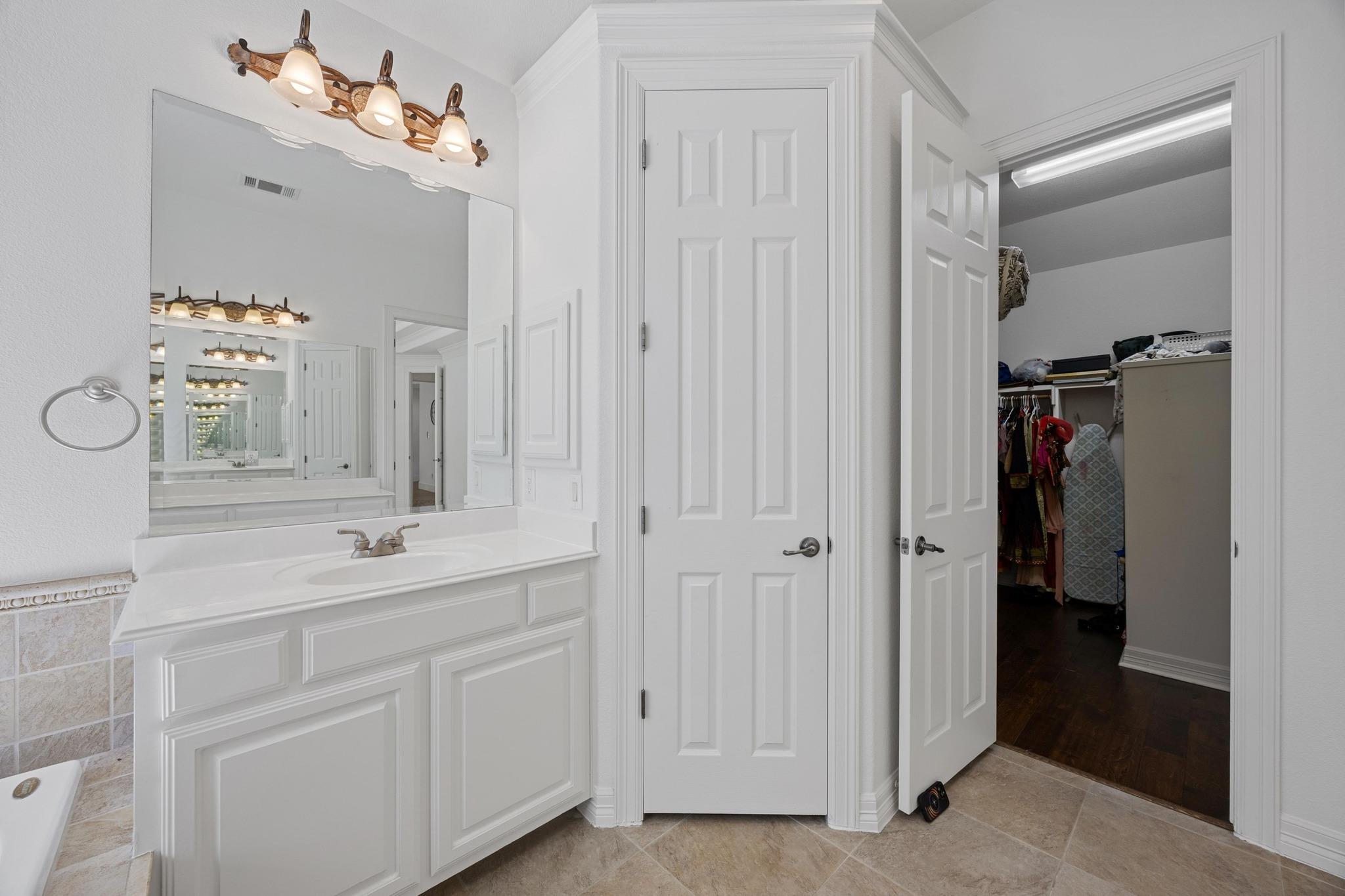 1409 Vibar Cv, Round Rock, TX 78681