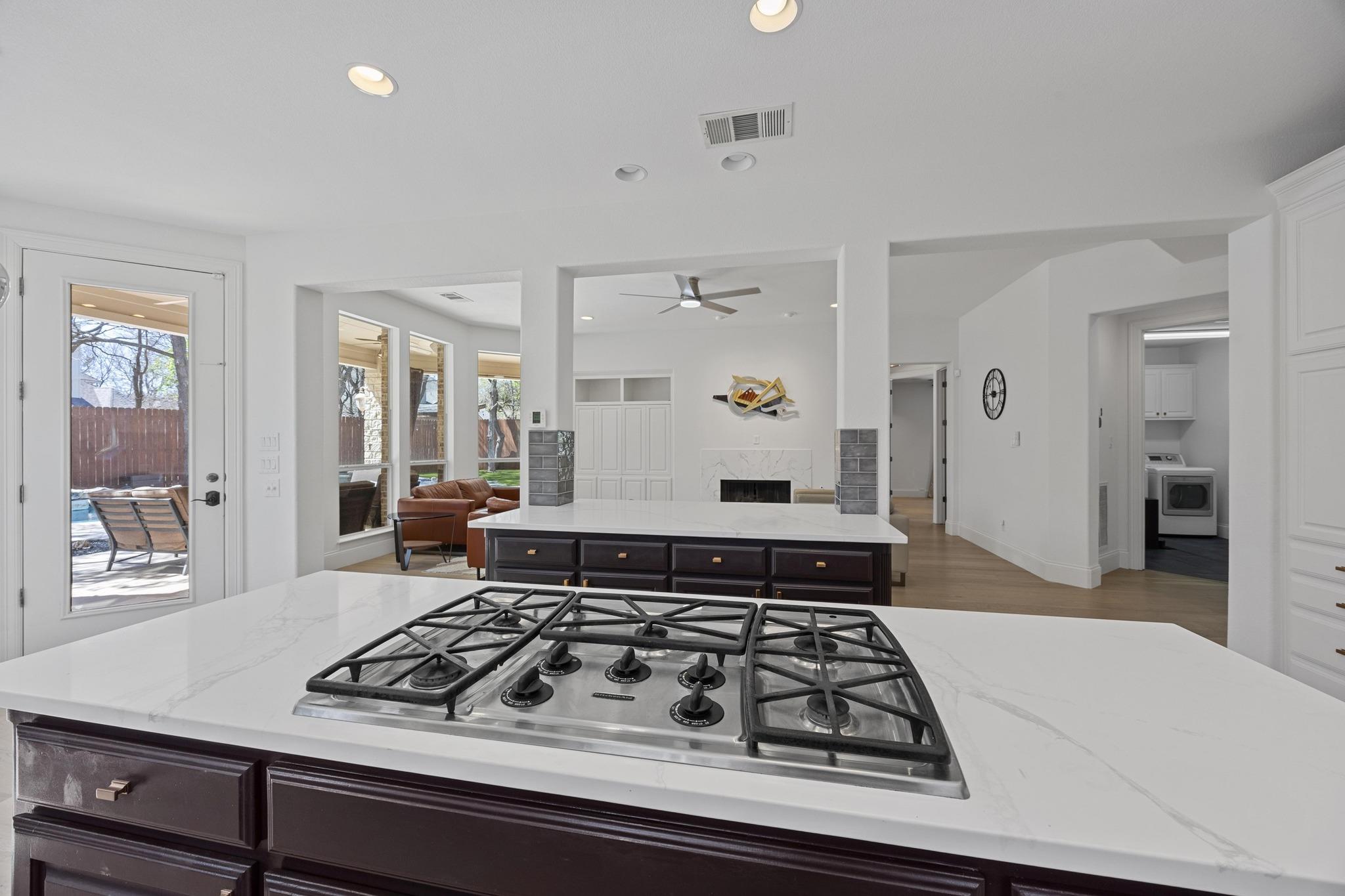 1409 Vibar Cv, Round Rock, TX 78681