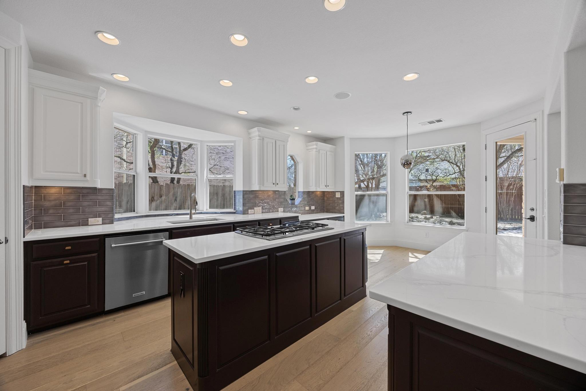 1409 Vibar Cv, Round Rock, TX 78681