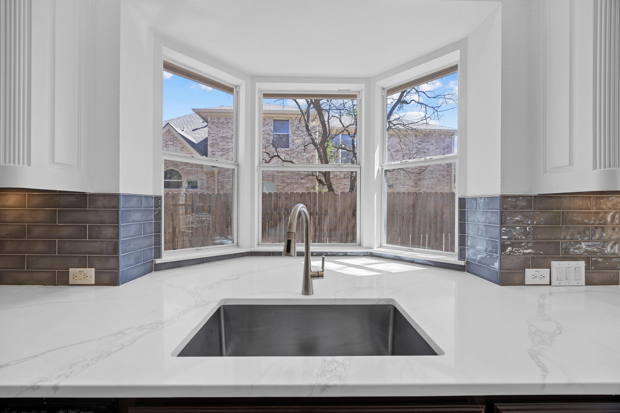 1409 Vibar Cv, Round Rock, TX 78681