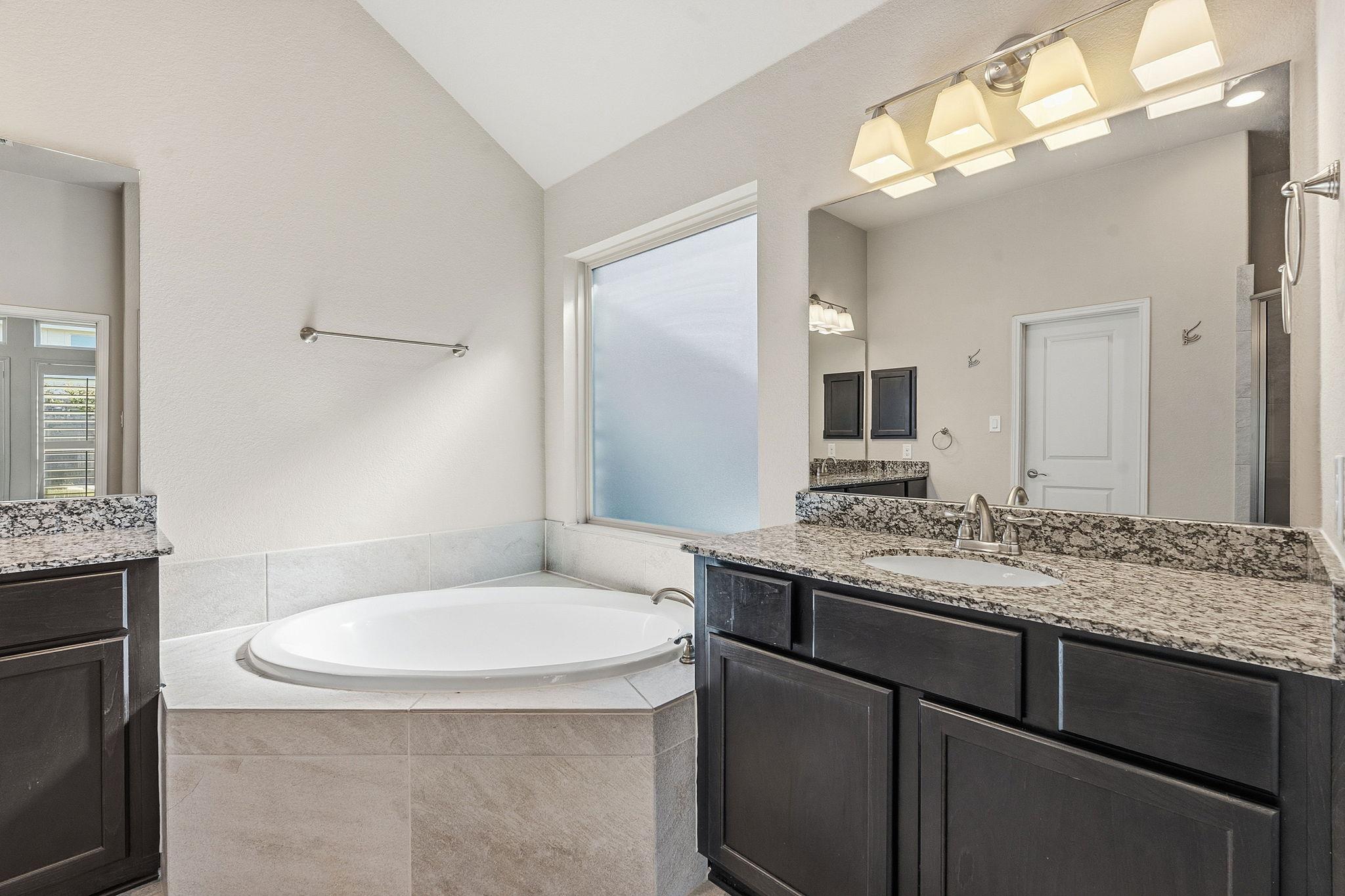 1213 Lakeside Ranch Rd, Georgetown, TX 78633
