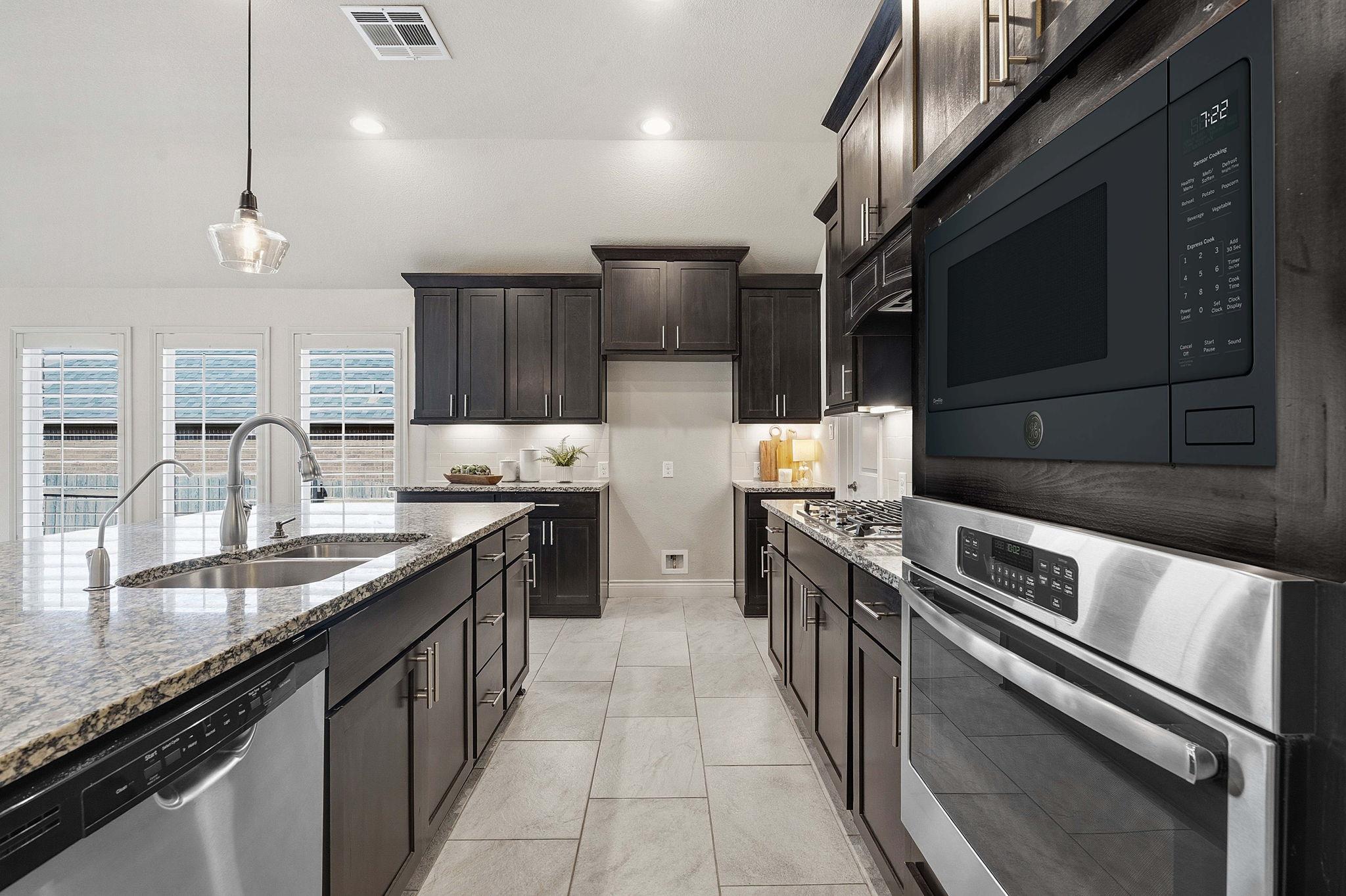 1213 Lakeside Ranch Rd, Georgetown, TX 78633