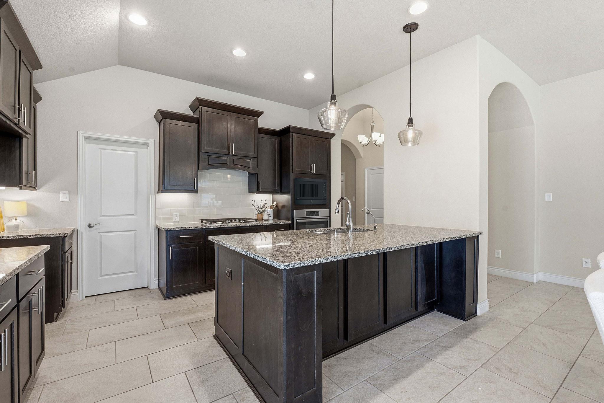 1213 Lakeside Ranch Rd, Georgetown, TX 78633