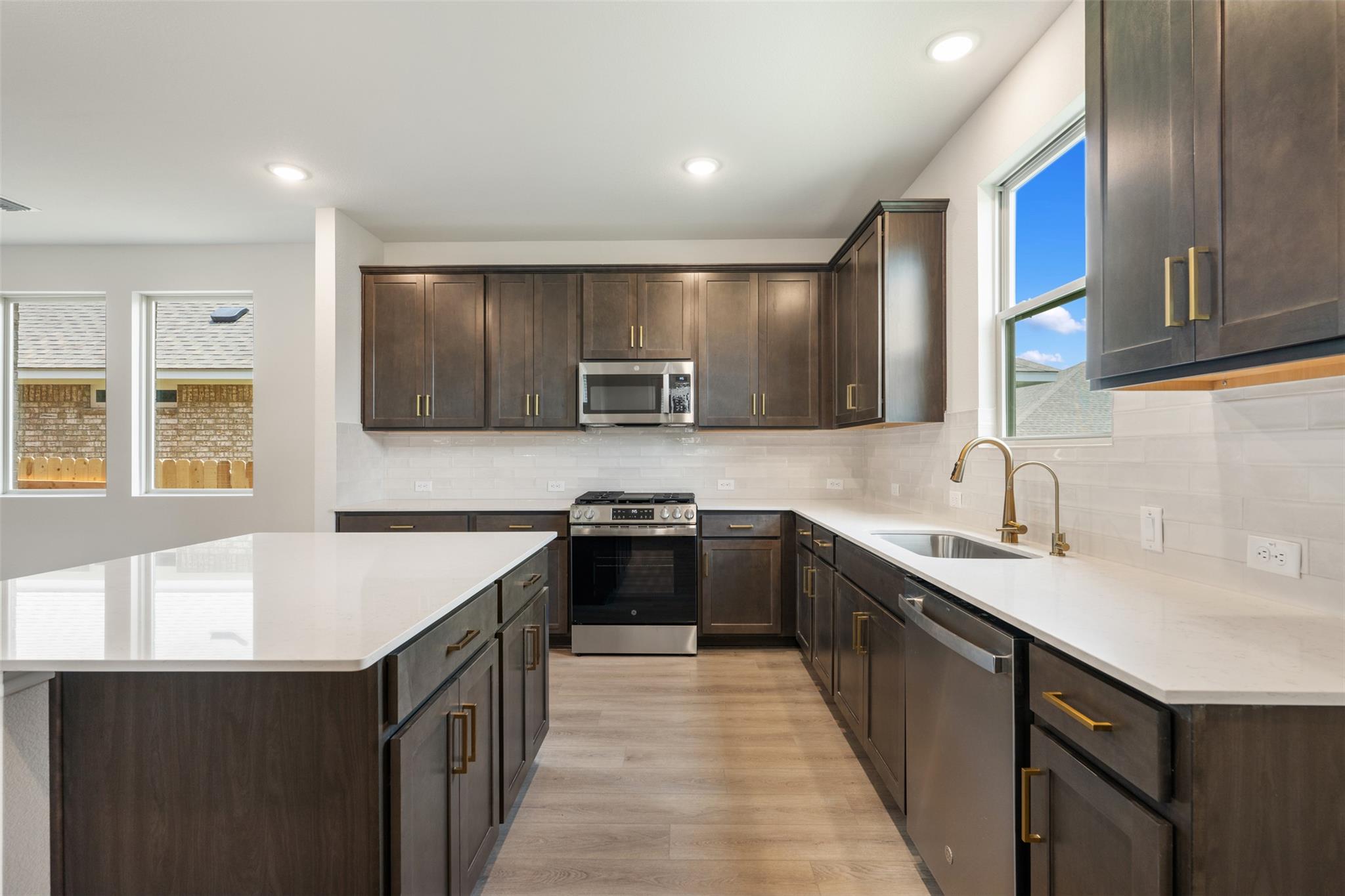 128 Lions Tail Cv, San Marcos, TX 78666