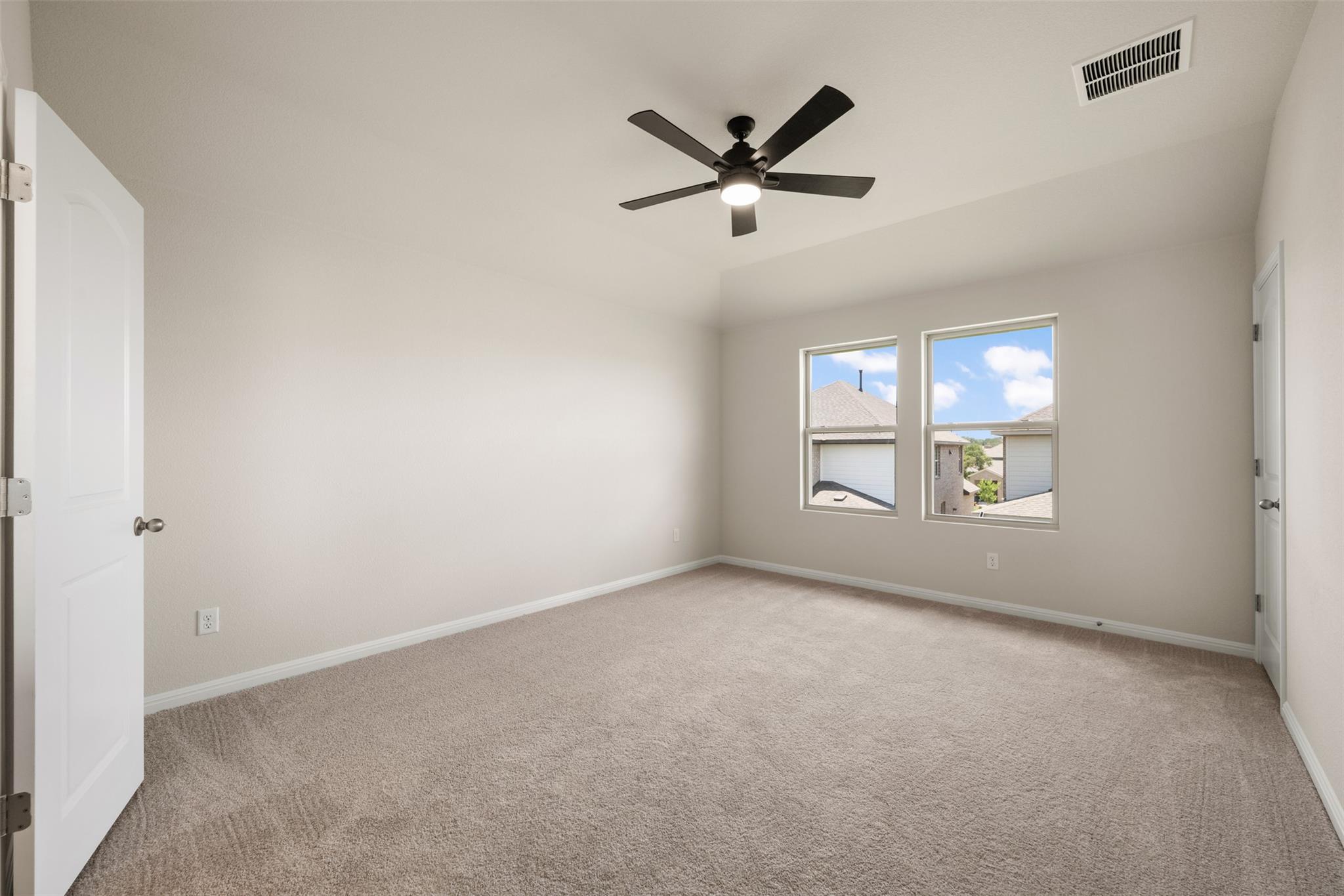 128 Lions Tail Cv, San Marcos, TX 78666